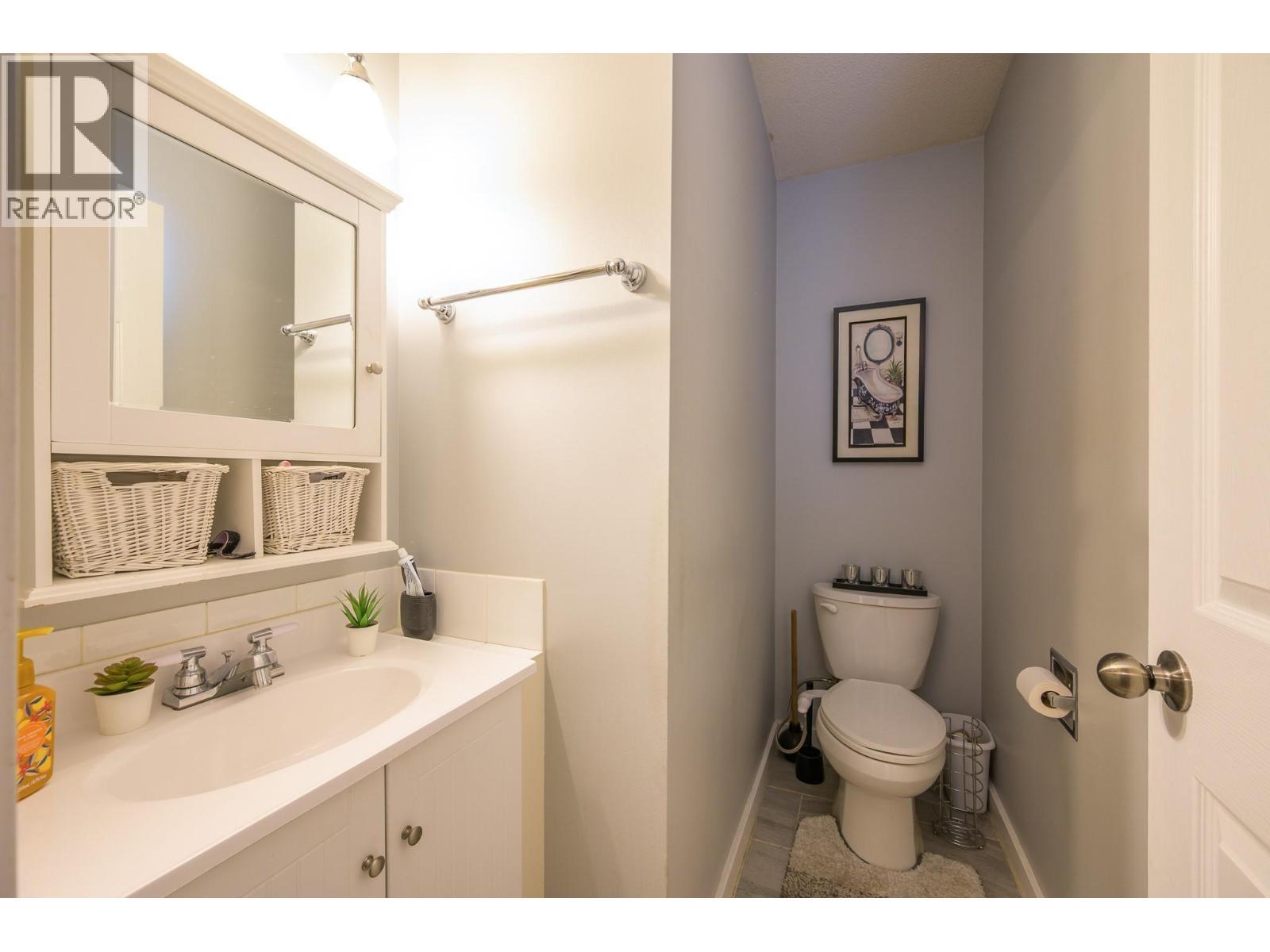 531 Baywood Crescent, Kamloops, BC - Indoor Photo Showing Bathroom