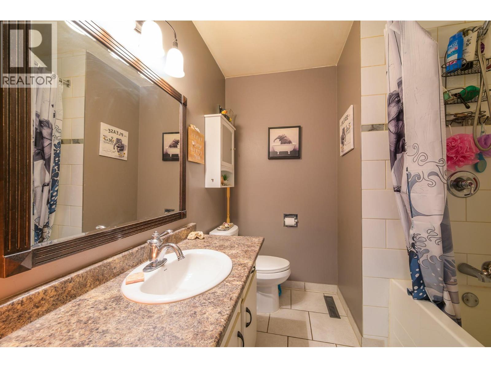 531 Baywood Crescent, Kamloops, BC - Indoor Photo Showing Bathroom