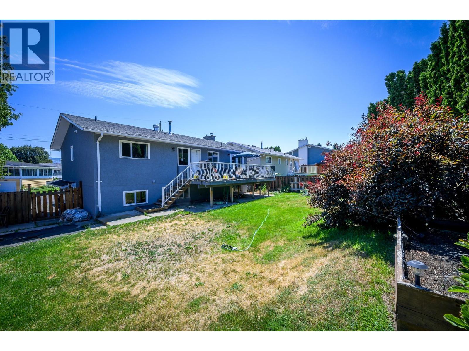 531 Baywood Crescent, Kamloops, BC - Outdoor With Deck Patio Veranda With Exterior