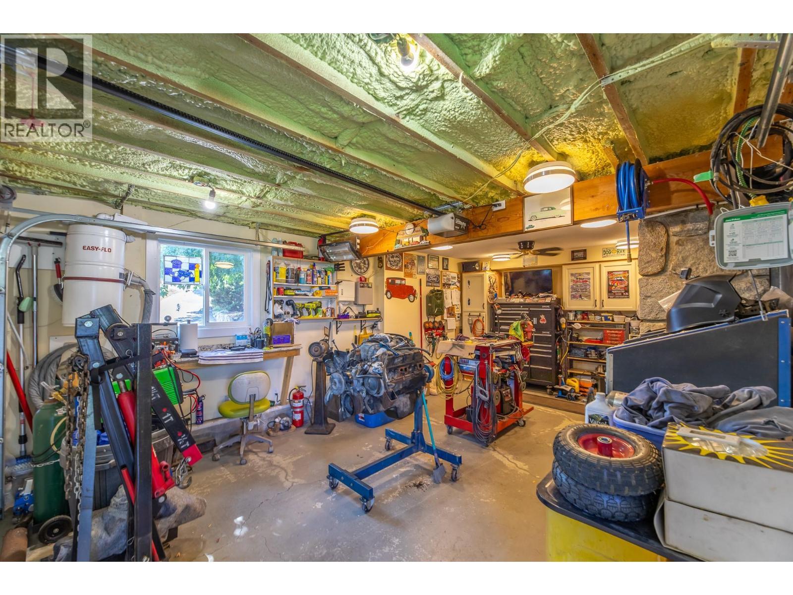 6318 Faircrest Street, Summerland, BC - Indoor Photo Showing Other Room