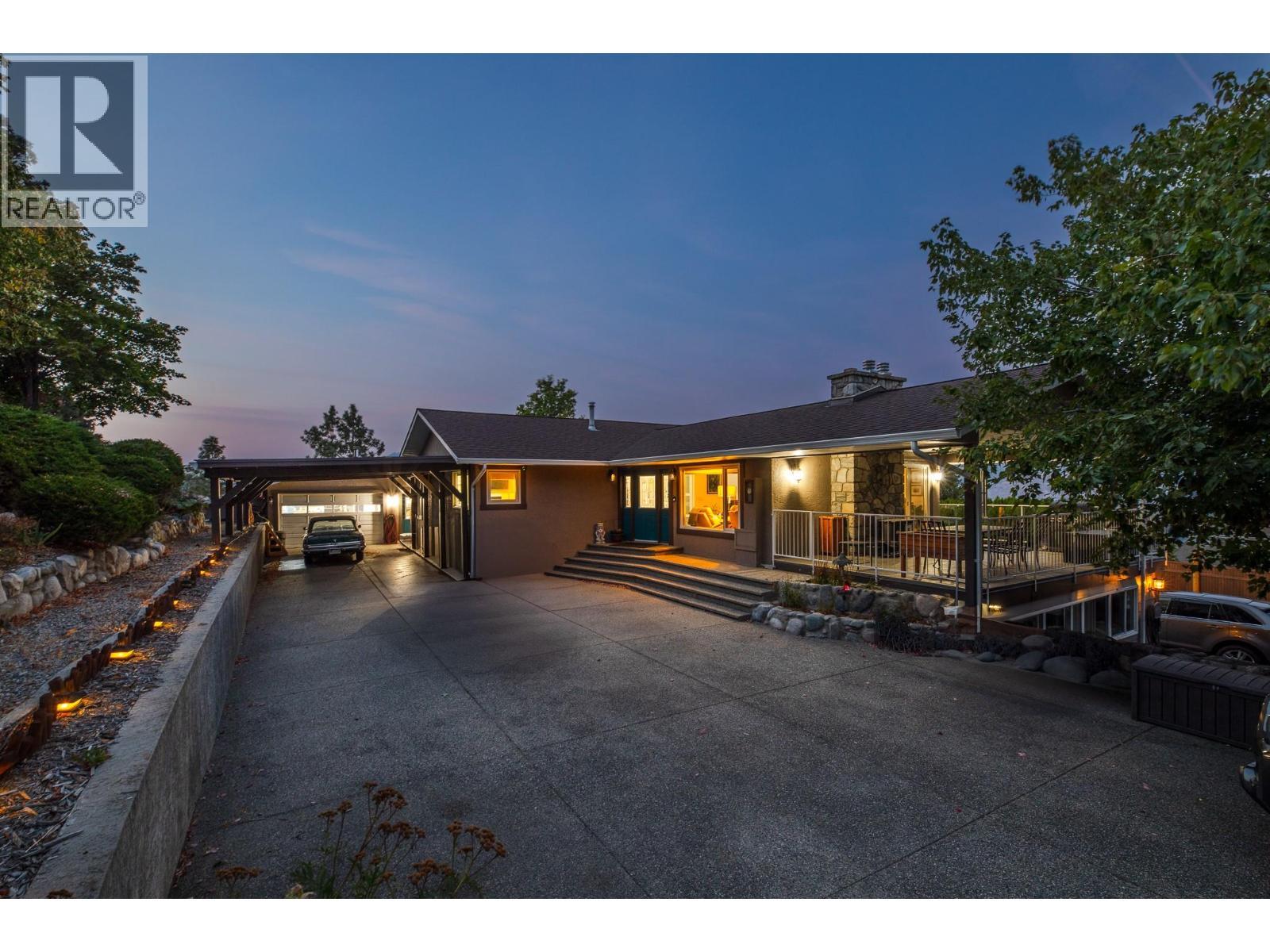 6318 Faircrest Street, Summerland, BC - Outdoor With Deck Patio Veranda