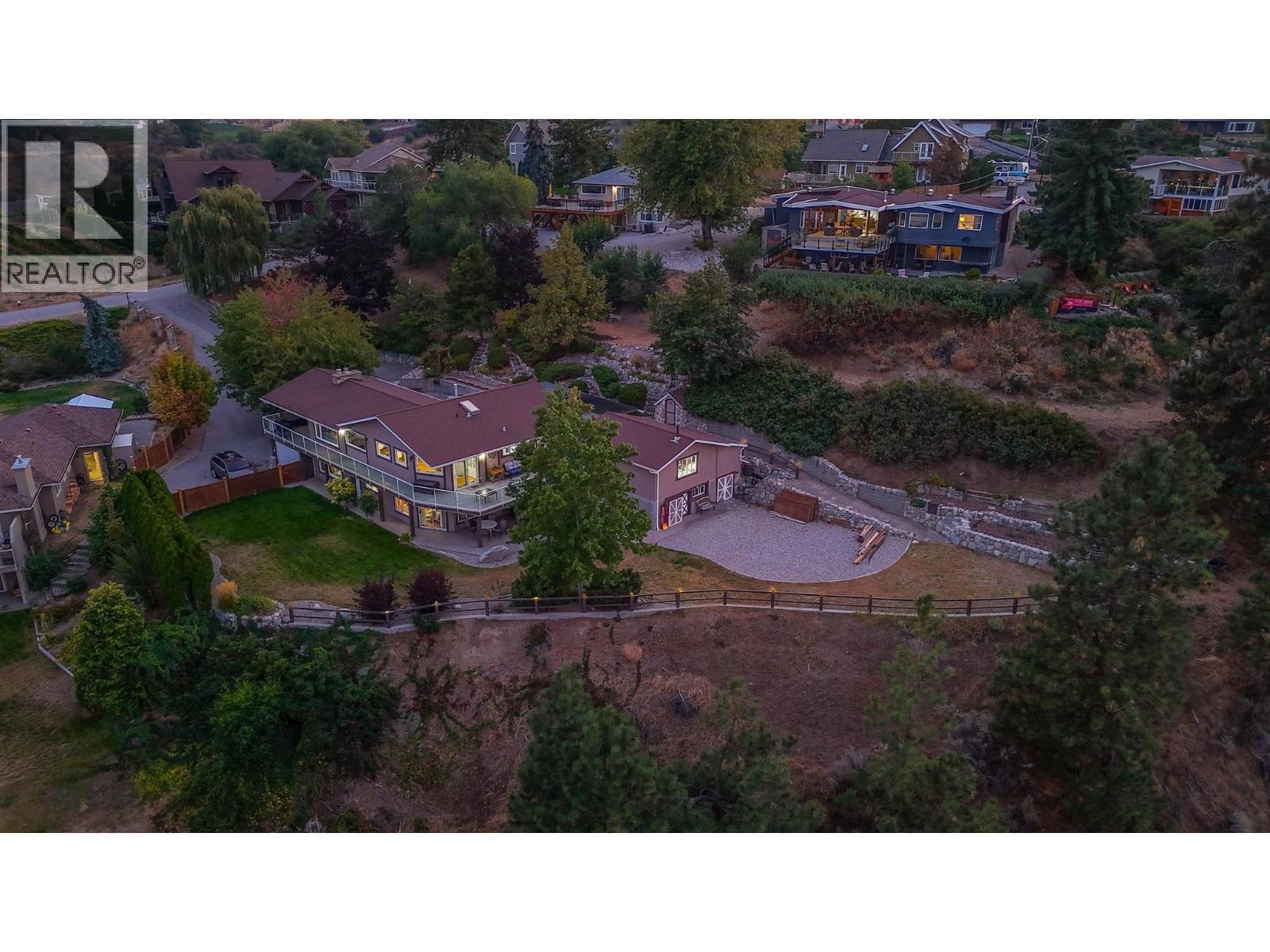 6318 Faircrest Street, Summerland, BC - Outdoor With View