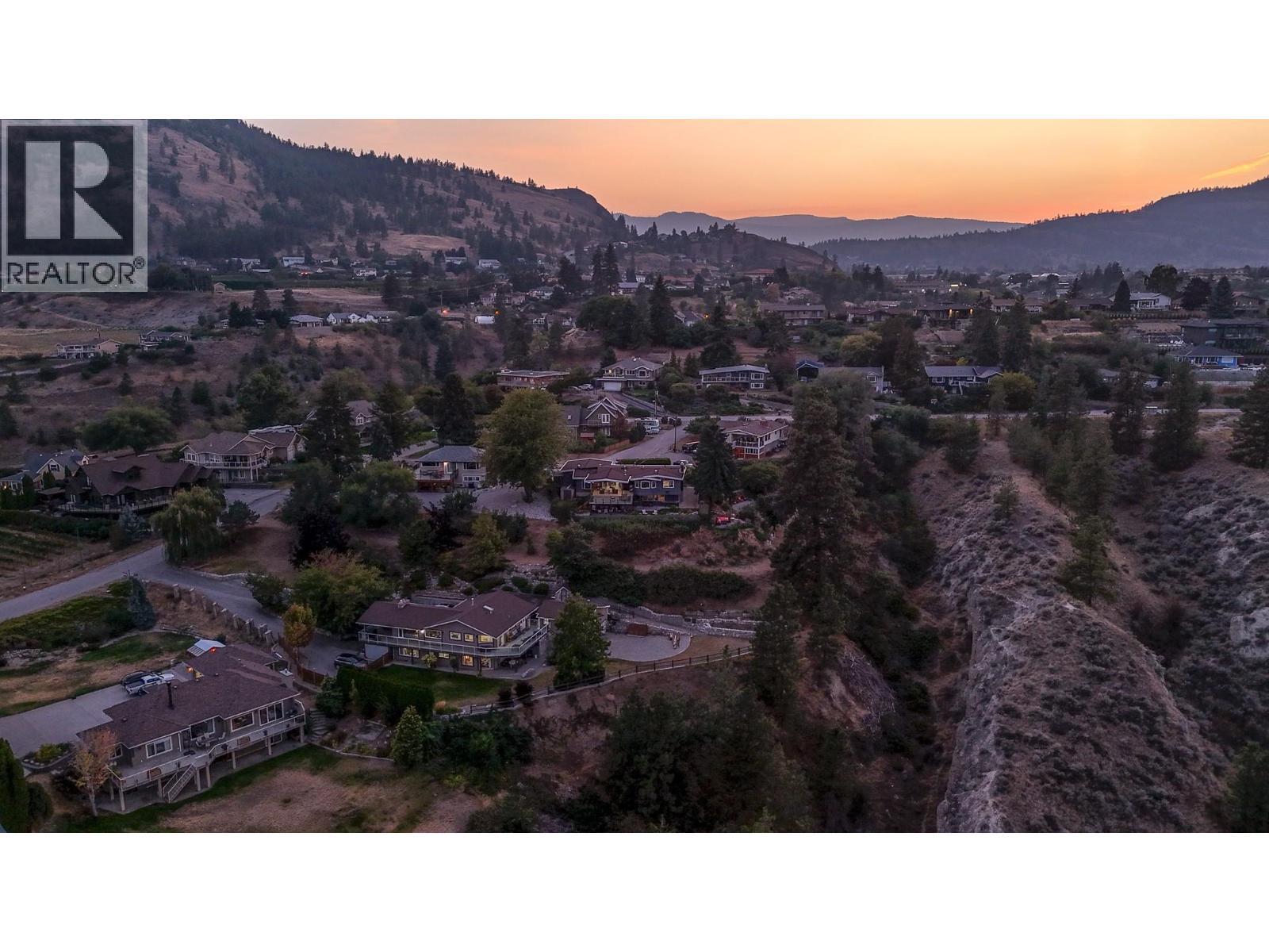 6318 Faircrest Street, Summerland, BC - Outdoor With View