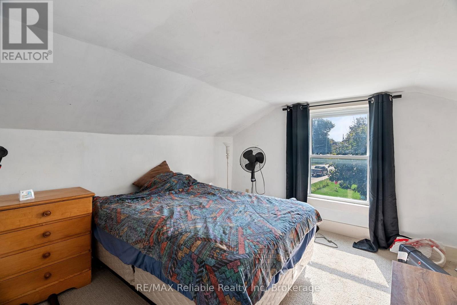 332 James Street, Central Huron (Clinton), ON - Indoor Photo Showing Bedroom