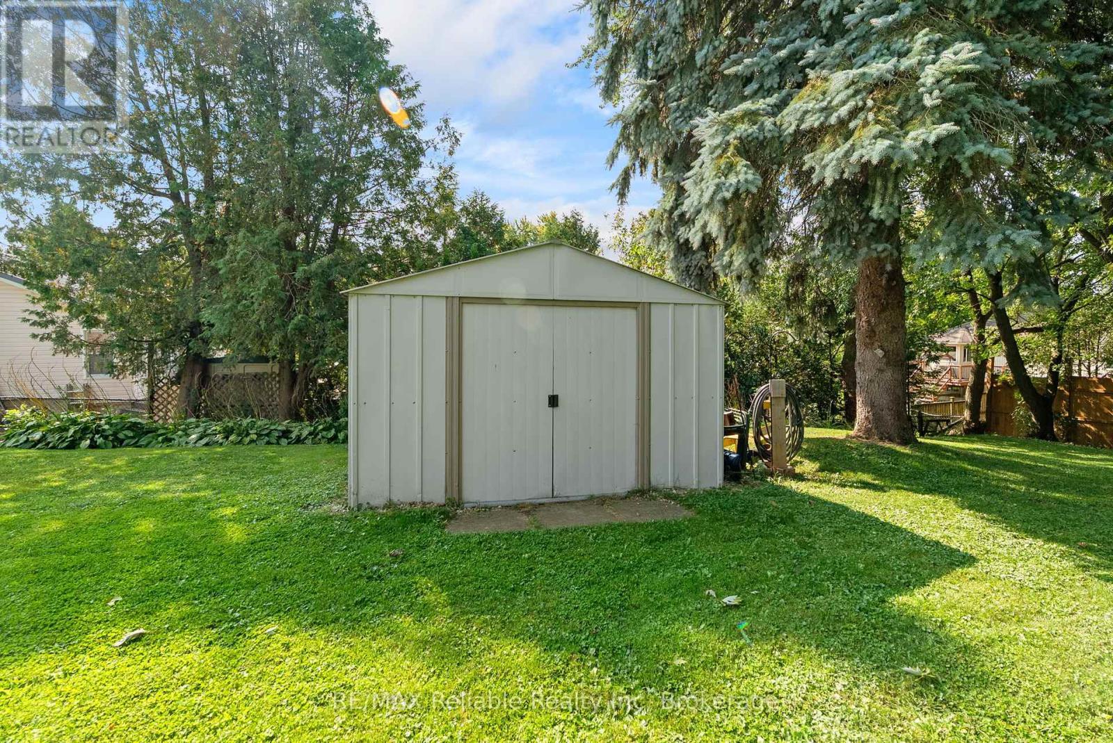 332 James Street, Central Huron (Clinton), ON - Outdoor