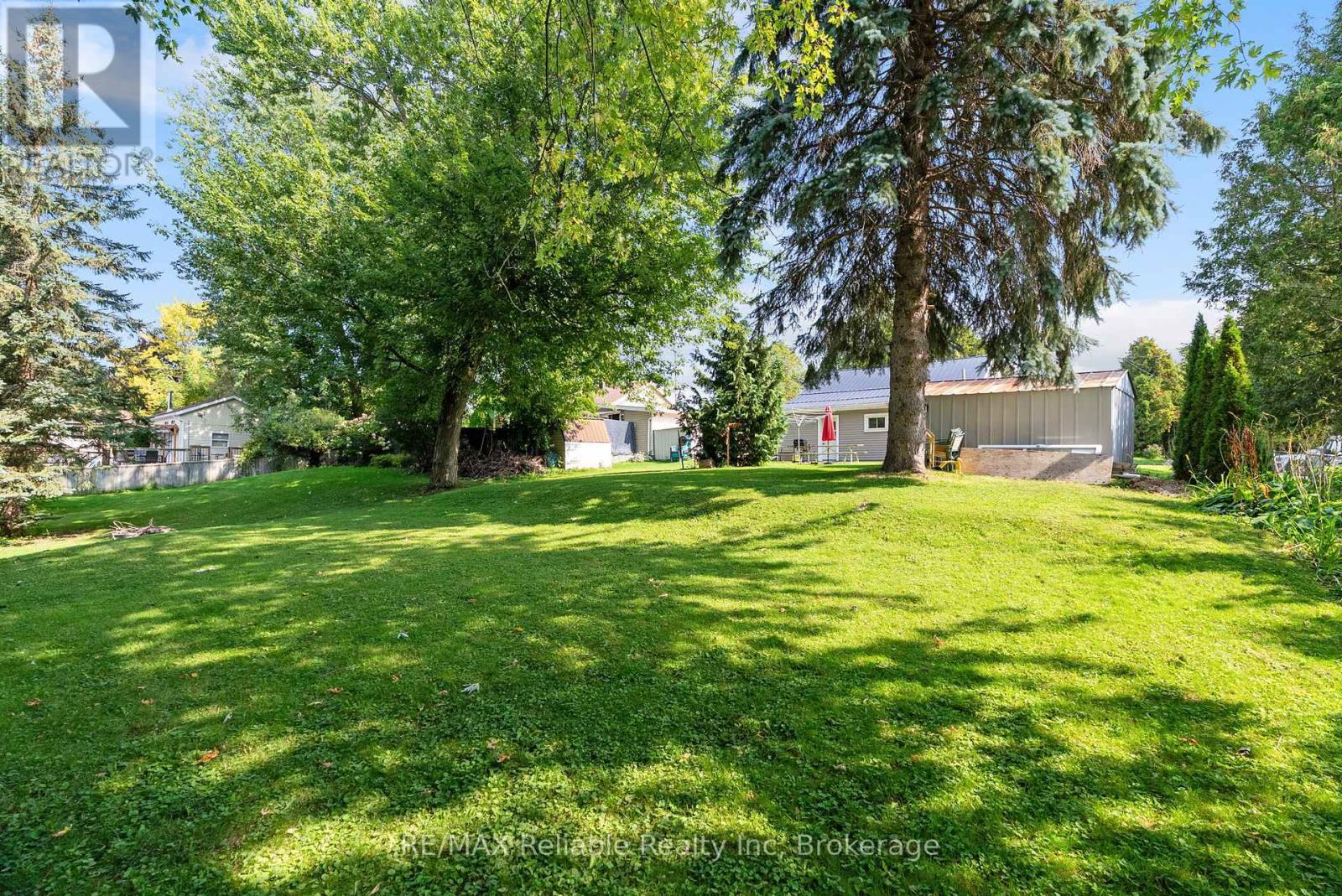 332 James Street, Central Huron (Clinton), ON - Outdoor