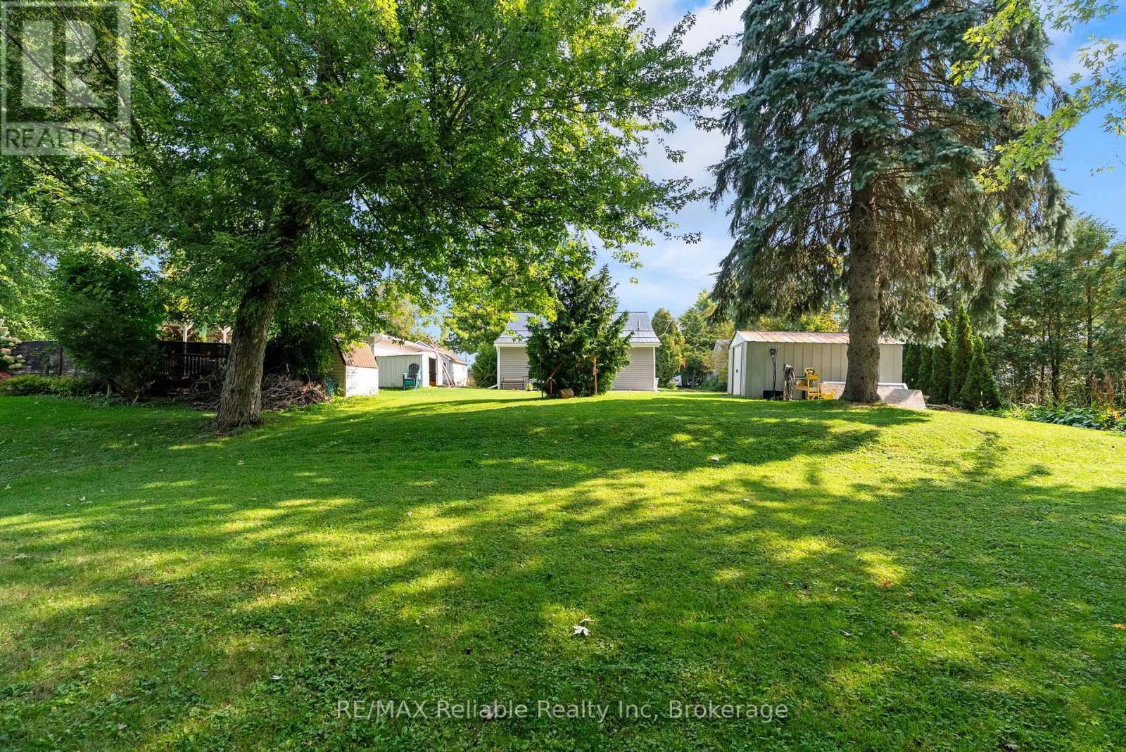 332 James Street, Central Huron (Clinton), ON - Outdoor