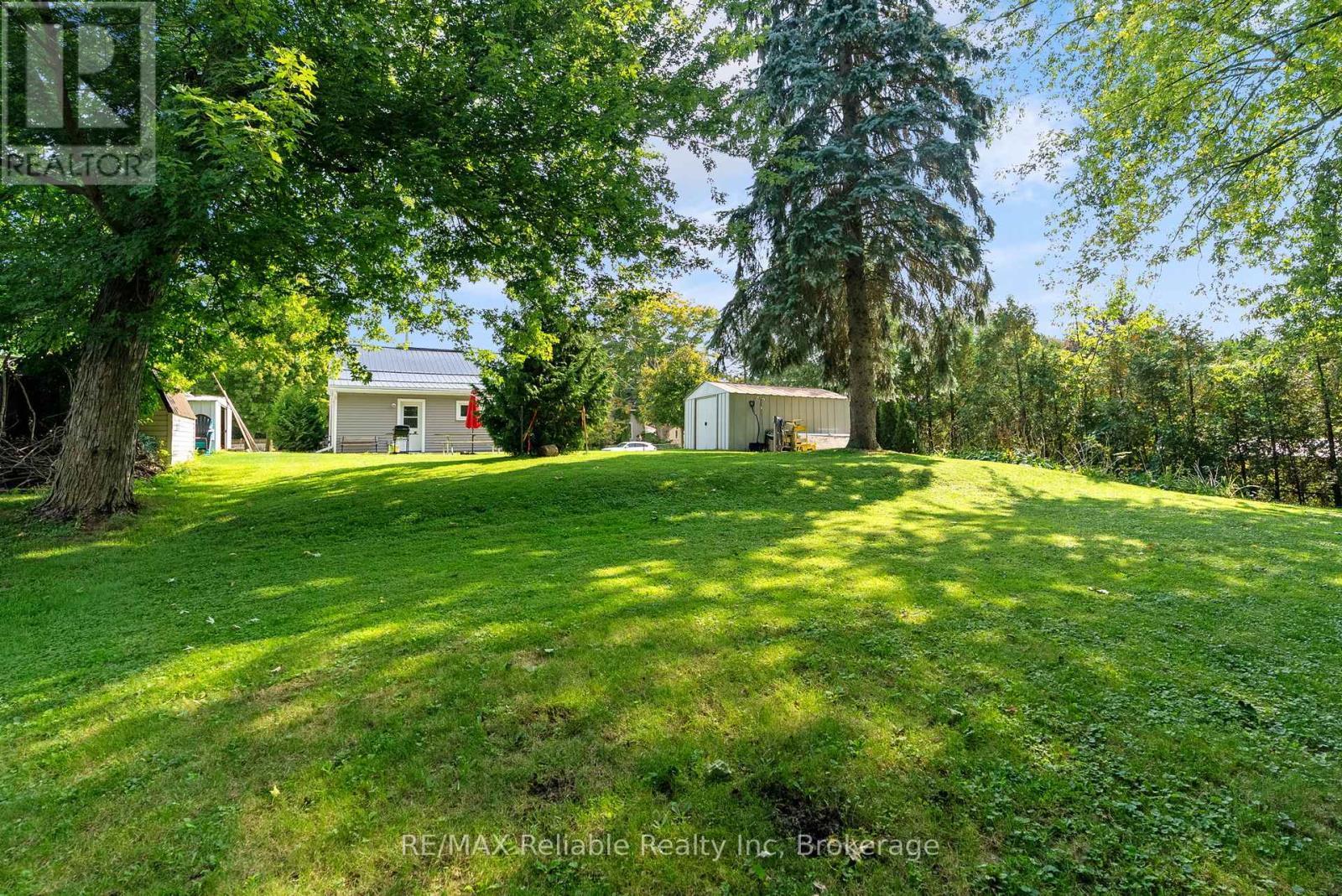 332 James Street, Central Huron (Clinton), ON - Outdoor