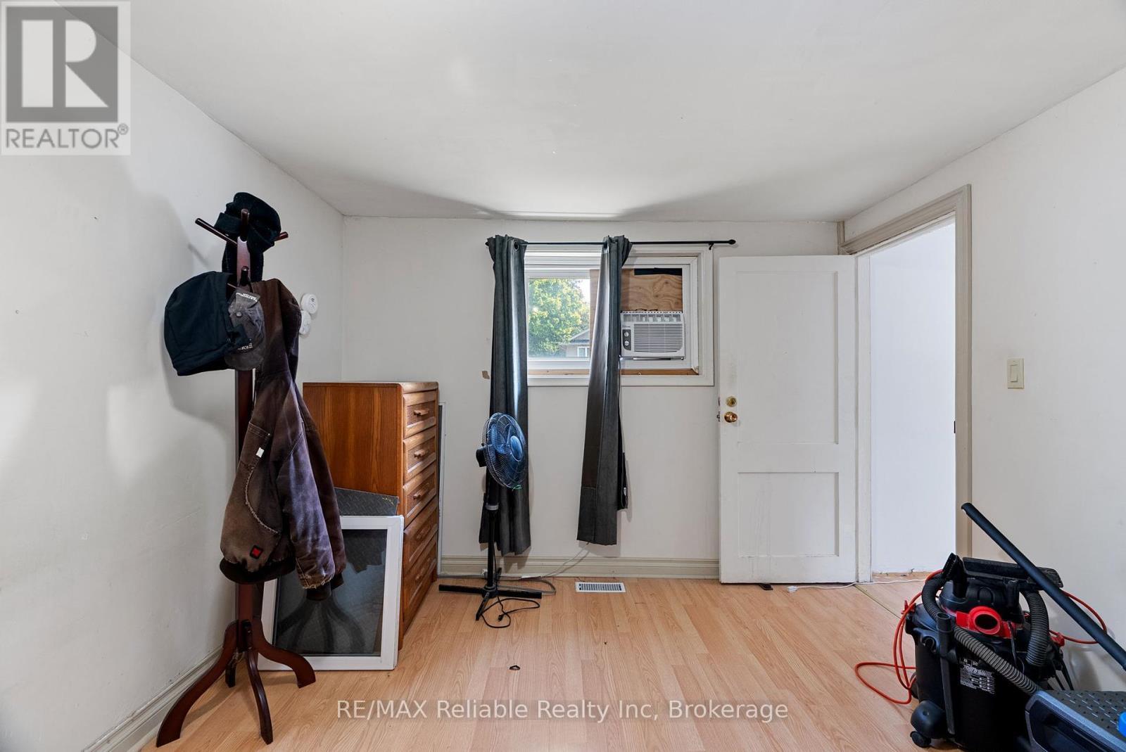 332 James Street, Central Huron (Clinton), ON - Indoor Photo Showing Other Room