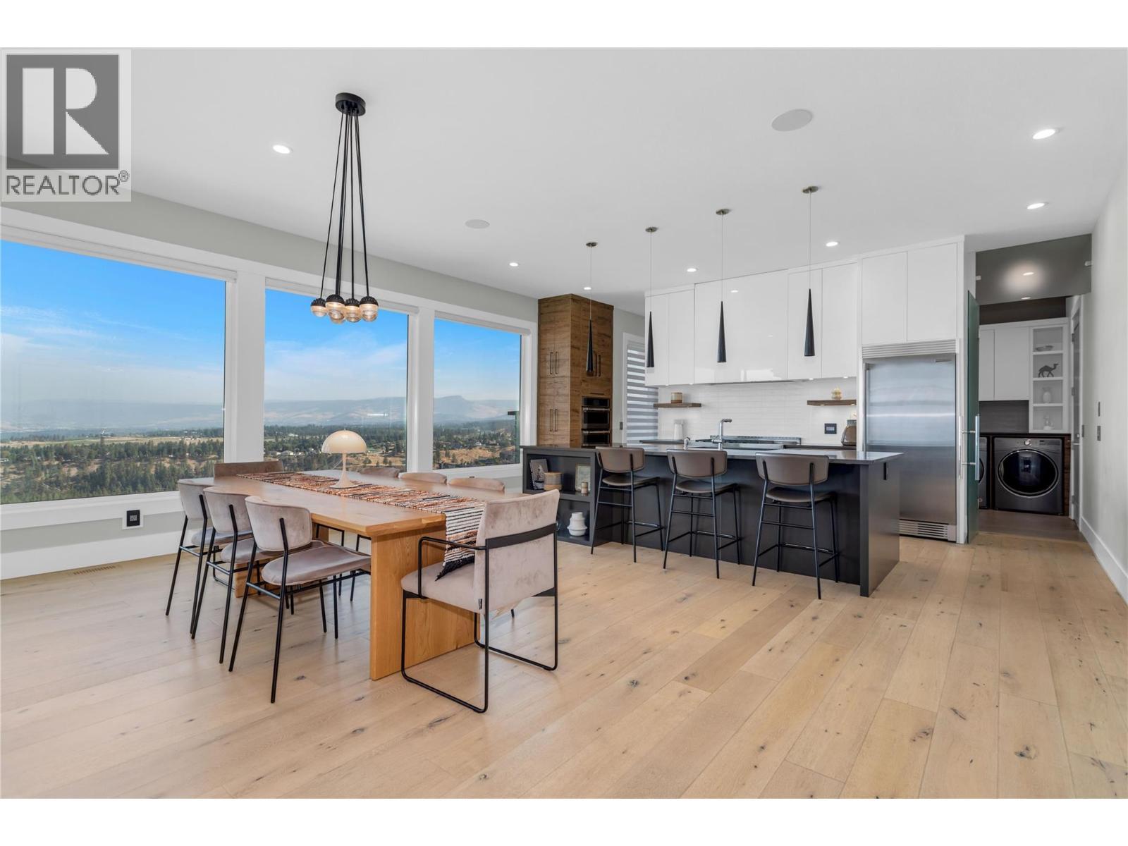 1050 Ledgeview Court, Kelowna, BC - Indoor