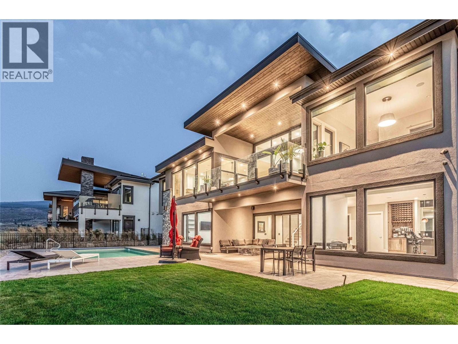 1050 Ledgeview Court, Kelowna, BC - Outdoor With Balcony