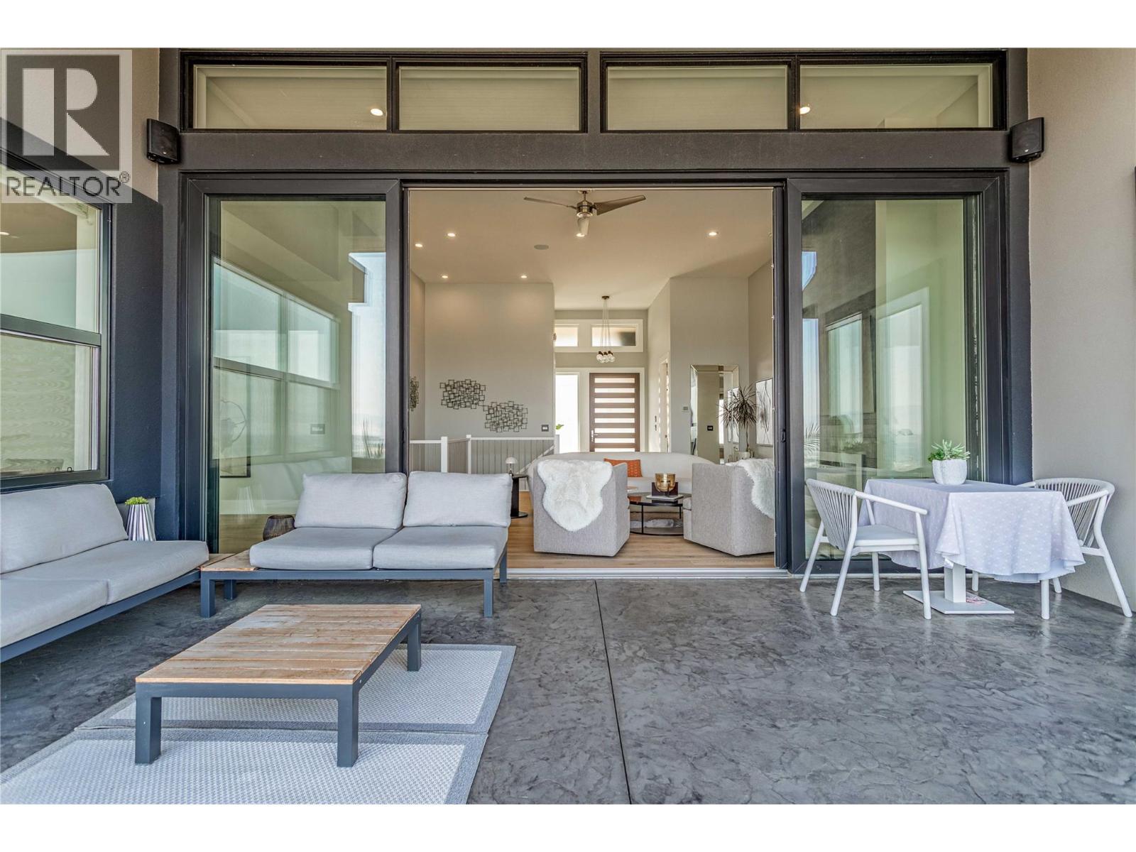 1050 Ledgeview Court, Kelowna, BC - Outdoor With Deck Patio Veranda With Exterior