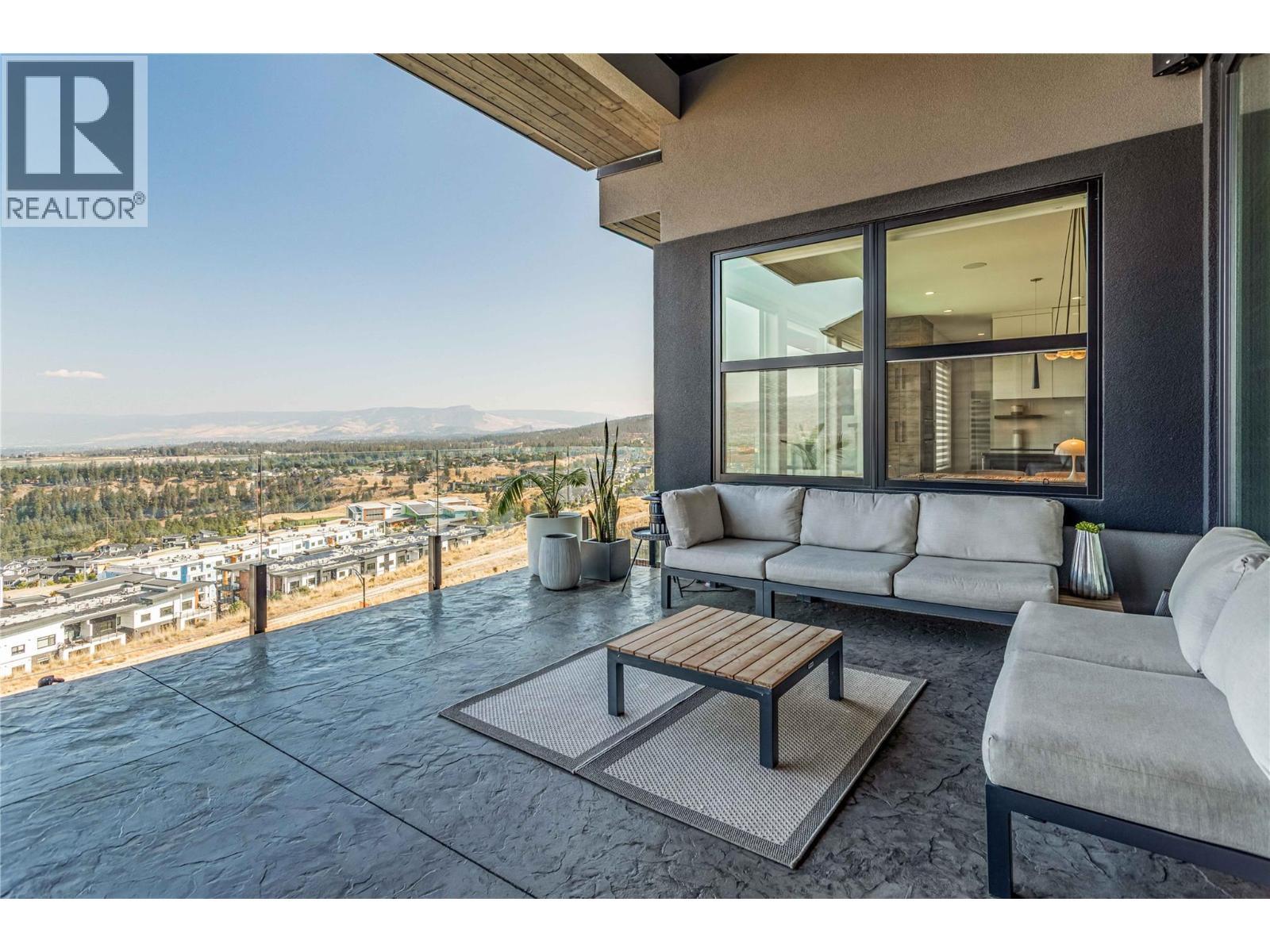 1050 Ledgeview Court, Kelowna, BC - Outdoor With Deck Patio Veranda With Exterior