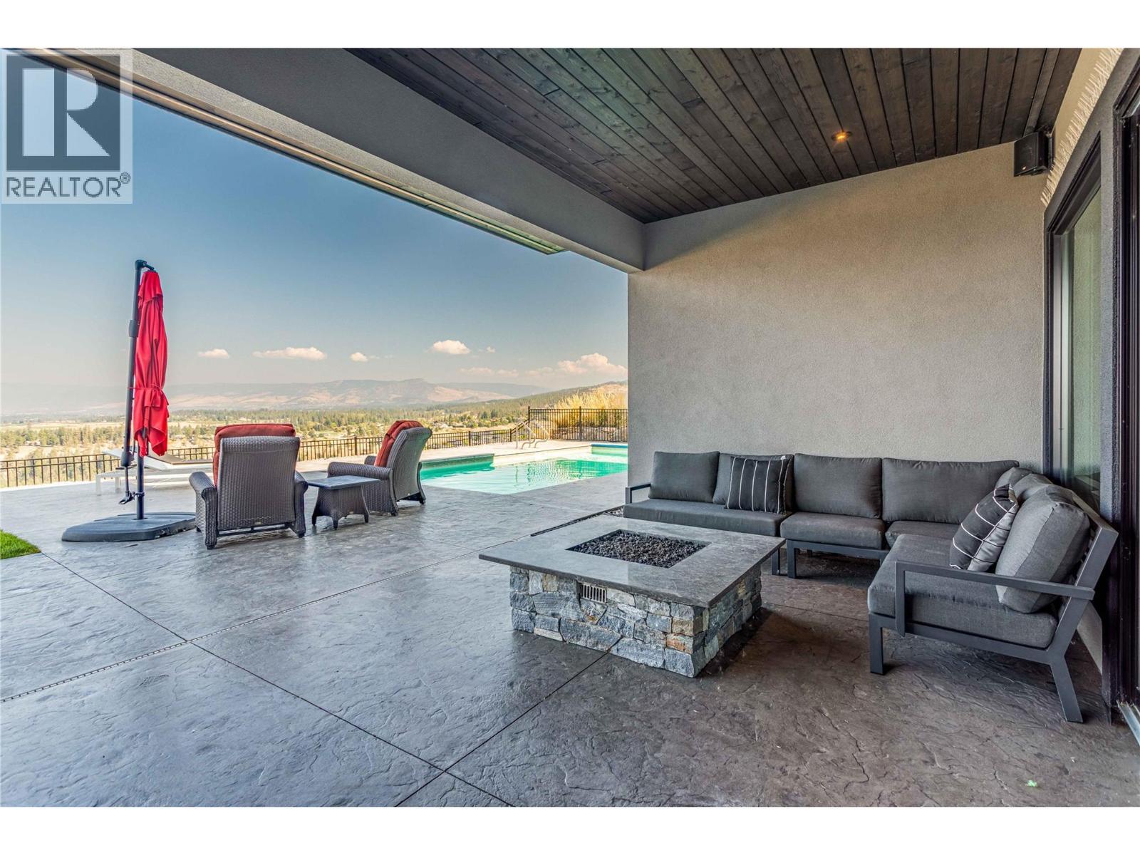 1050 Ledgeview Court, Kelowna, BC - Outdoor With Deck Patio Veranda With Exterior