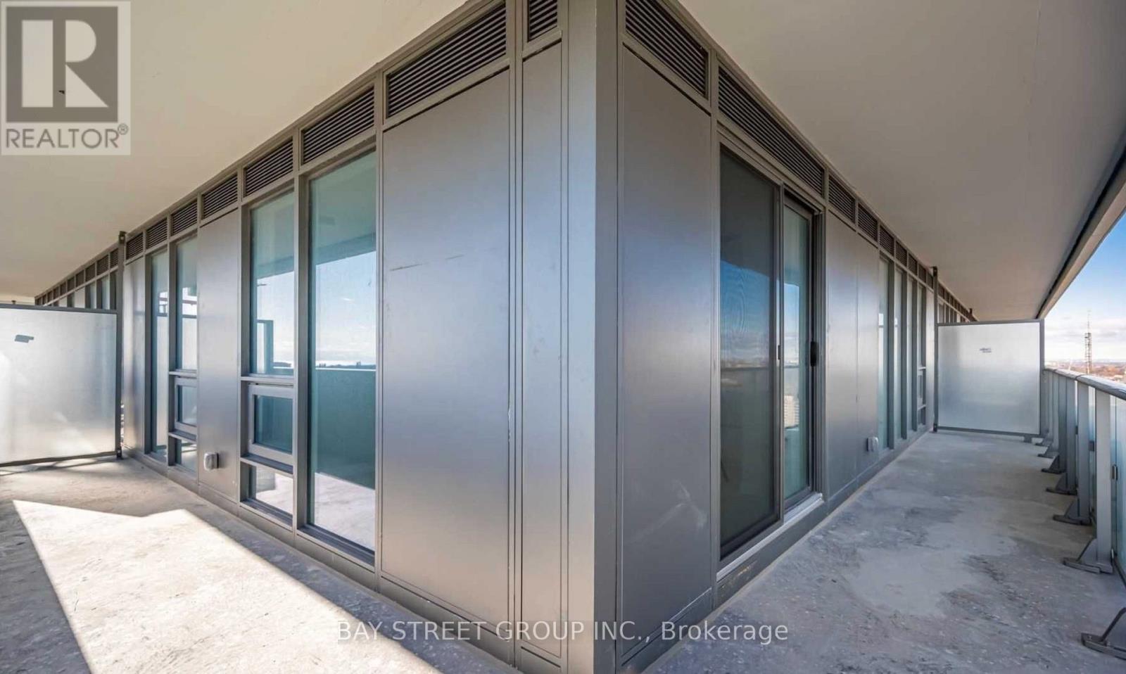 2502 - 2221 Yonge Street, Toronto, ON - Outdoor With Exterior