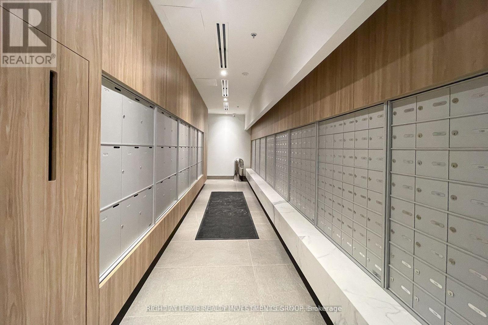 1212 - 3100 Keele Street, Toronto, ON - Indoor Photo Showing Other Room