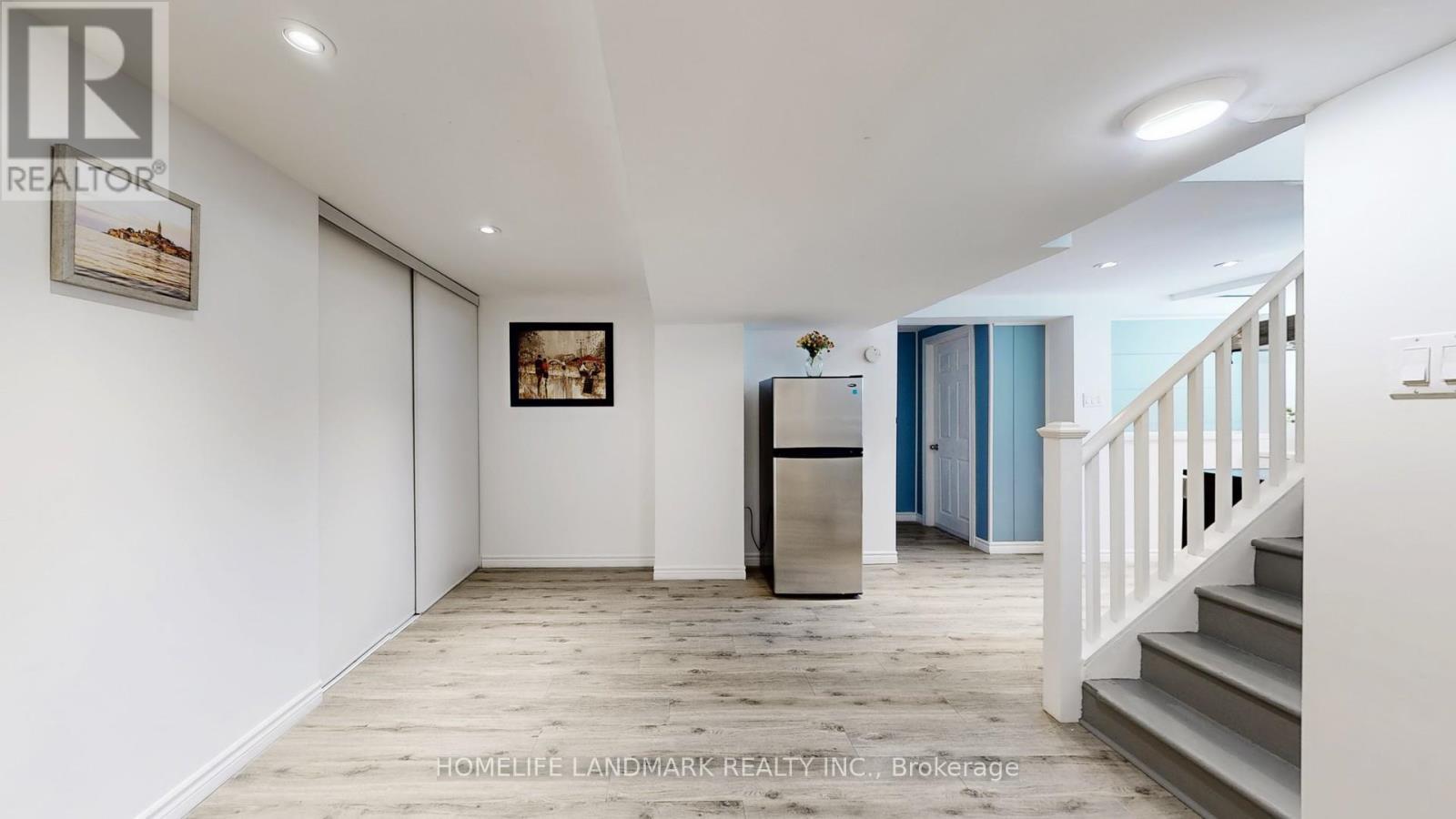 Basement - 11 Uplands Avenue, Vaughan, ON - Indoor Photo Showing Other Room