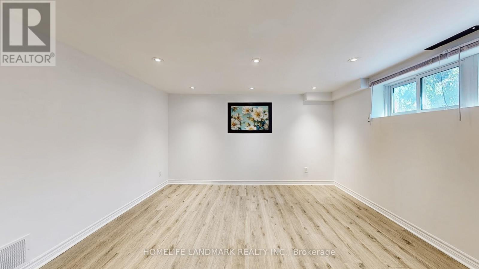 Basement - 11 Uplands Avenue, Vaughan, ON - Indoor Photo Showing Other Room