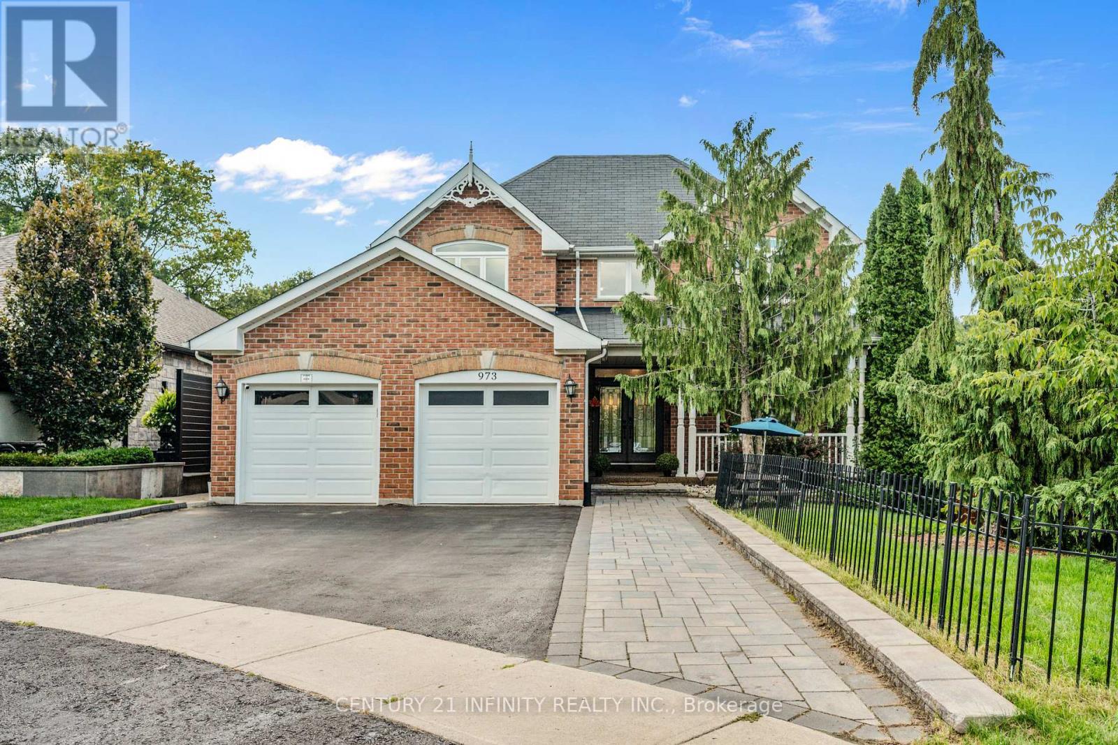 973 Mountview Court, Oshawa (Pinecrest), ON - Outdoor