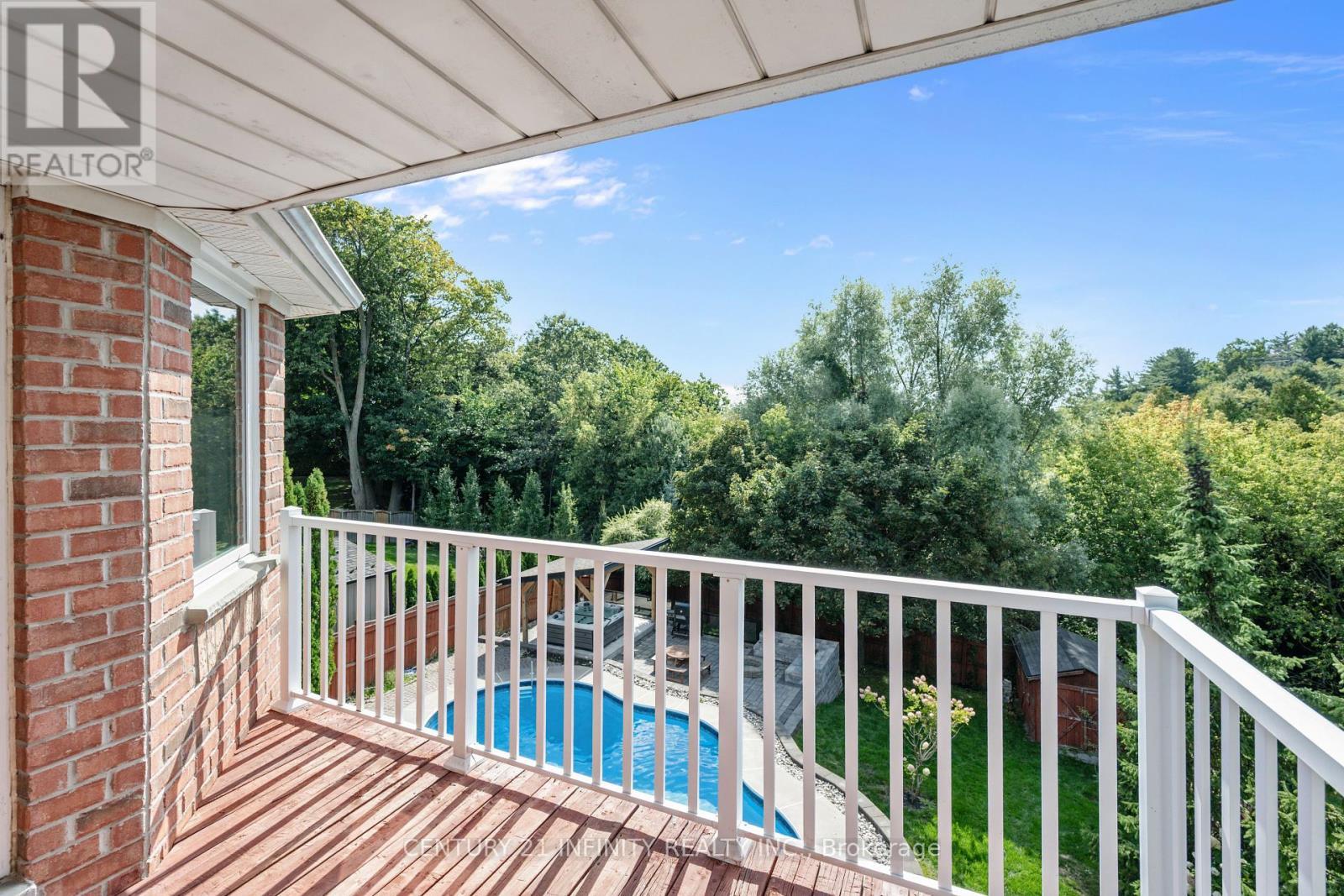 973 Mountview Court, Oshawa (Pinecrest), ON - Outdoor With Deck Patio Veranda With Exterior