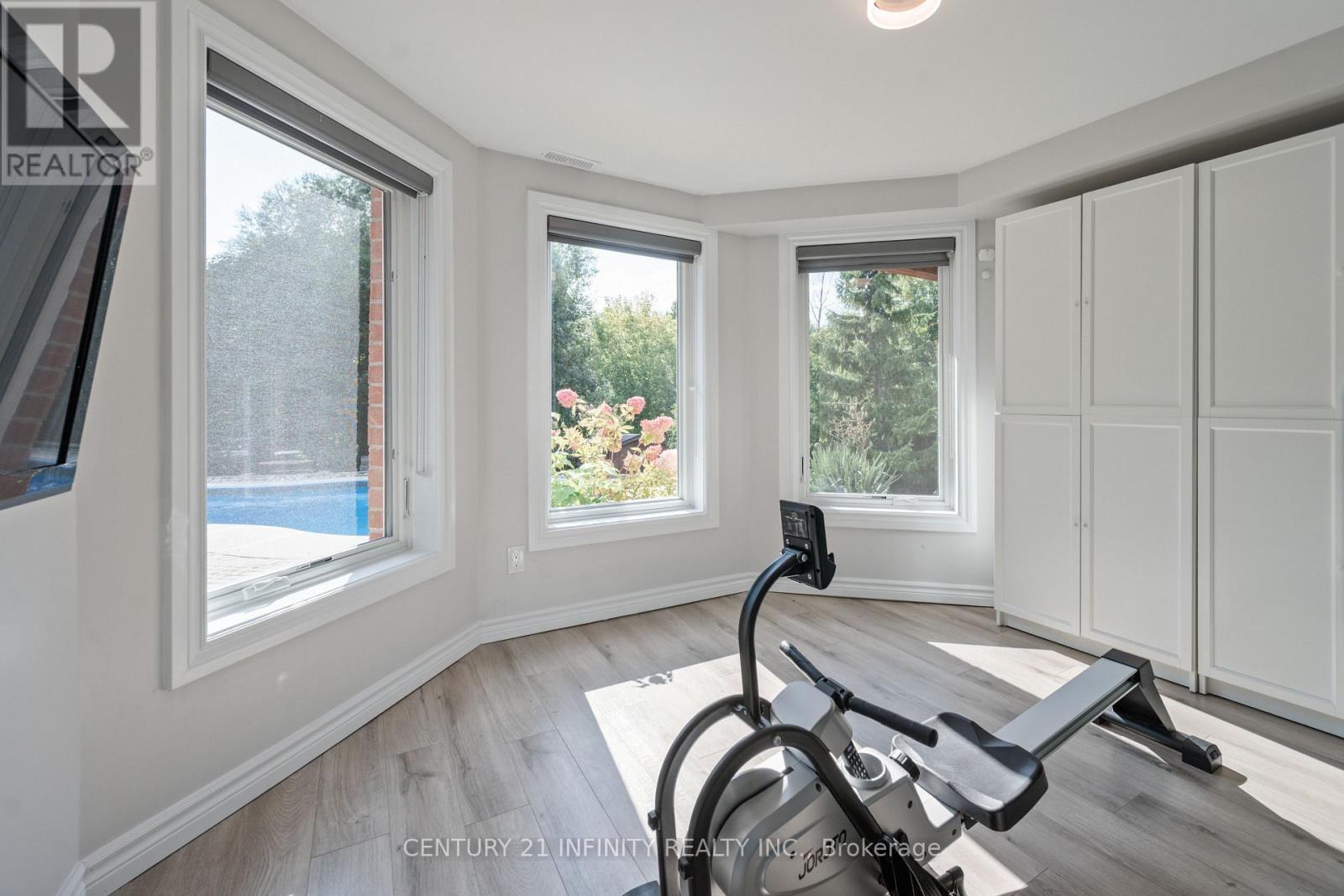 973 Mountview Court, Oshawa (Pinecrest), ON - Indoor