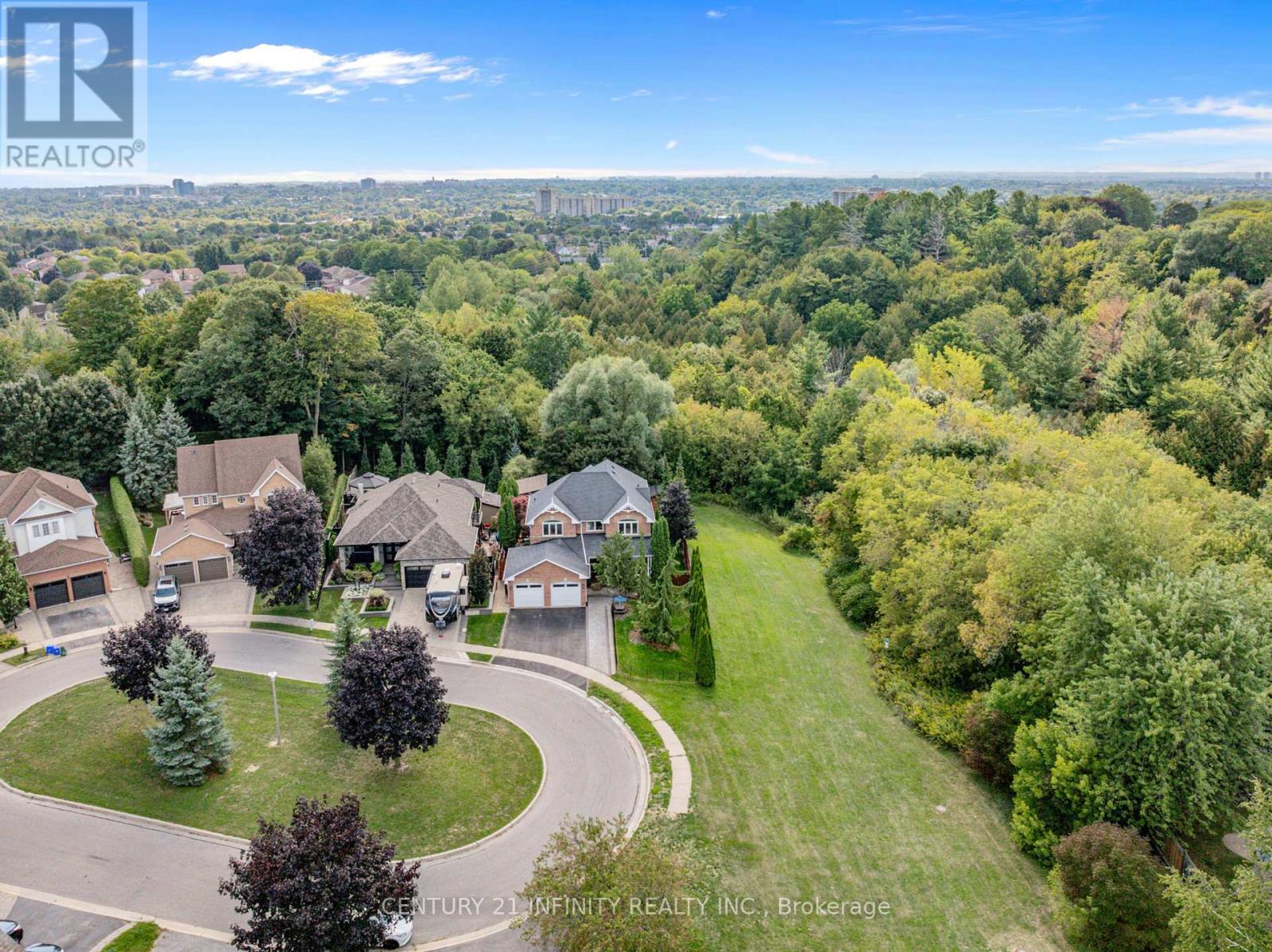 973 Mountview Court, Oshawa (Pinecrest), ON - Outdoor With View