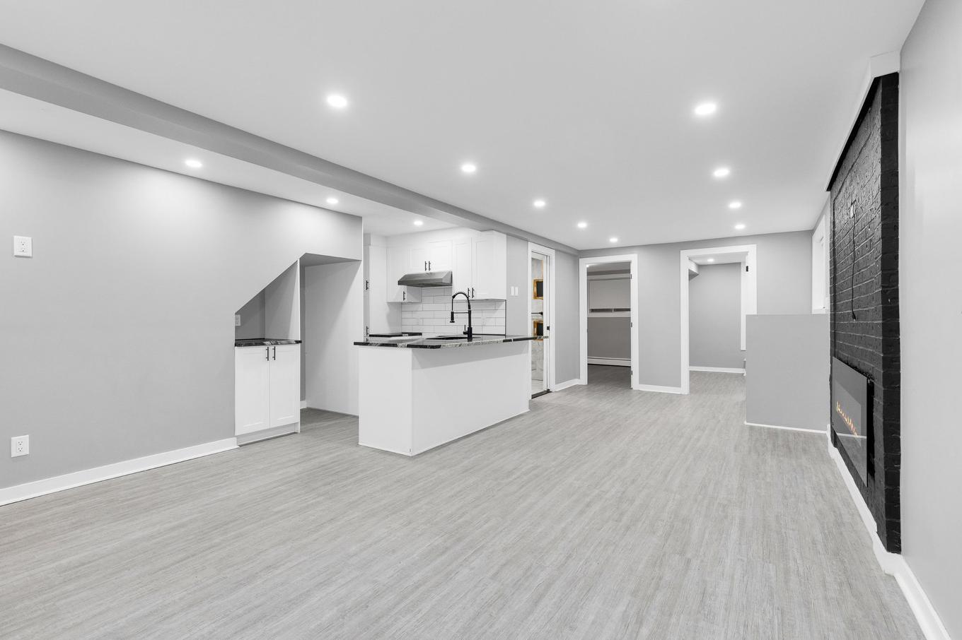 Overall view - 11641 Av. Laurier, Montréal (Montréal-Nord), QC - Indoor Photo Showing Other Room