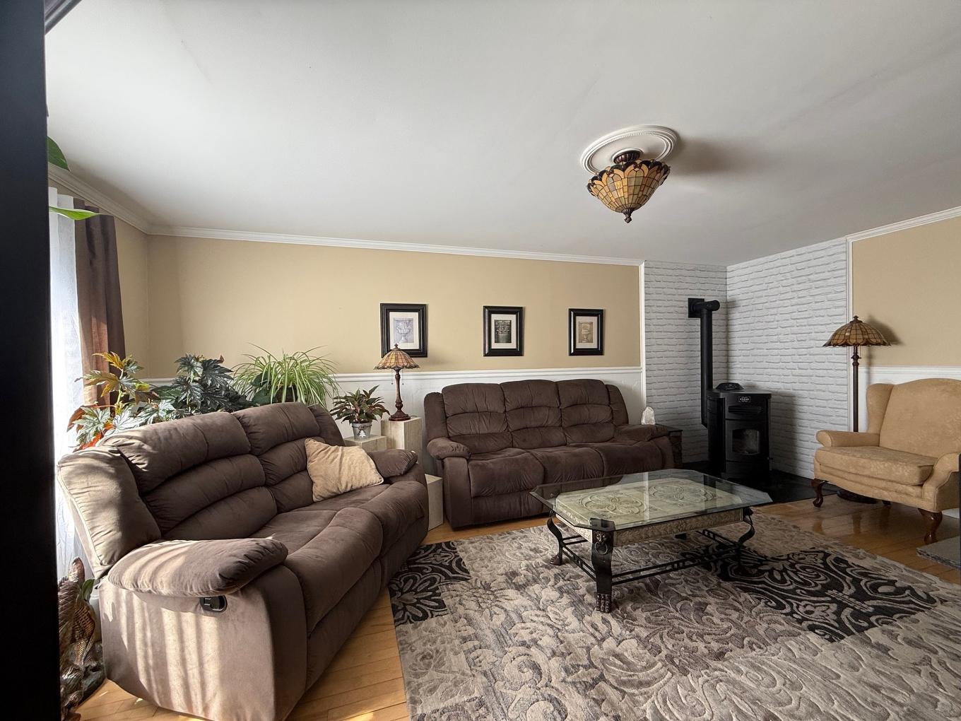 Salon - 530 Rue Arthur-Priem, Saint-Roch-De-Richelieu, QC - Indoor Photo Showing Living Room