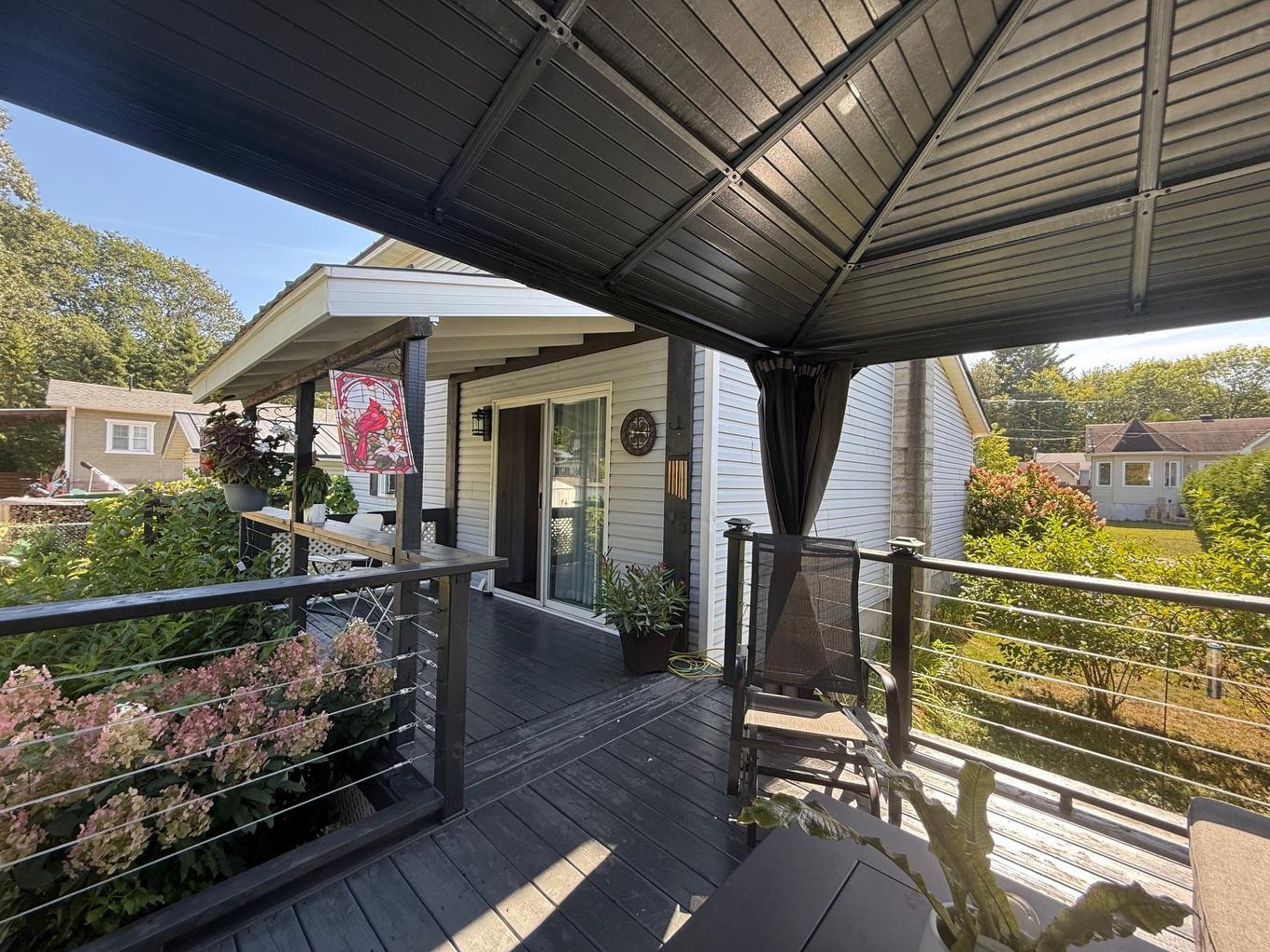 Extérieur - 530 Rue Arthur-Priem, Saint-Roch-De-Richelieu, QC - Outdoor With Exterior