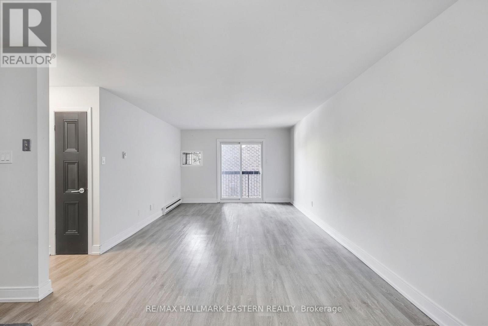 406 - 840 Water Street, Peterborough (Northcrest Ward 5), ON