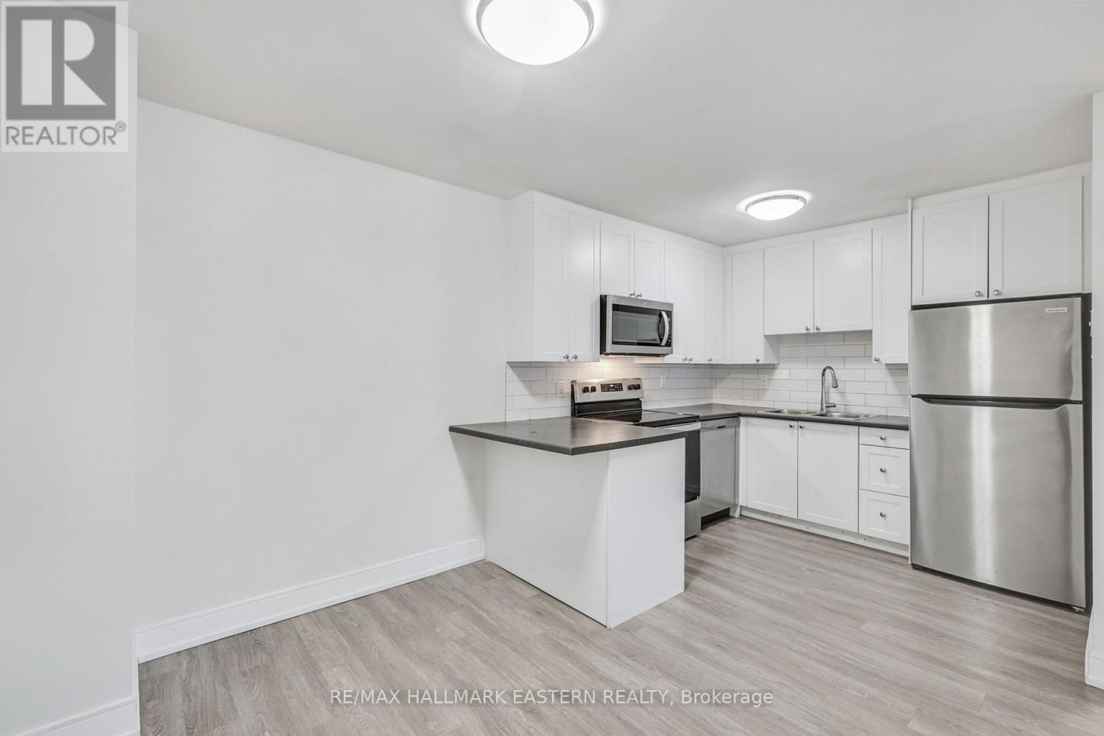 406 - 840 Water Street, Peterborough (Northcrest Ward 5), ON