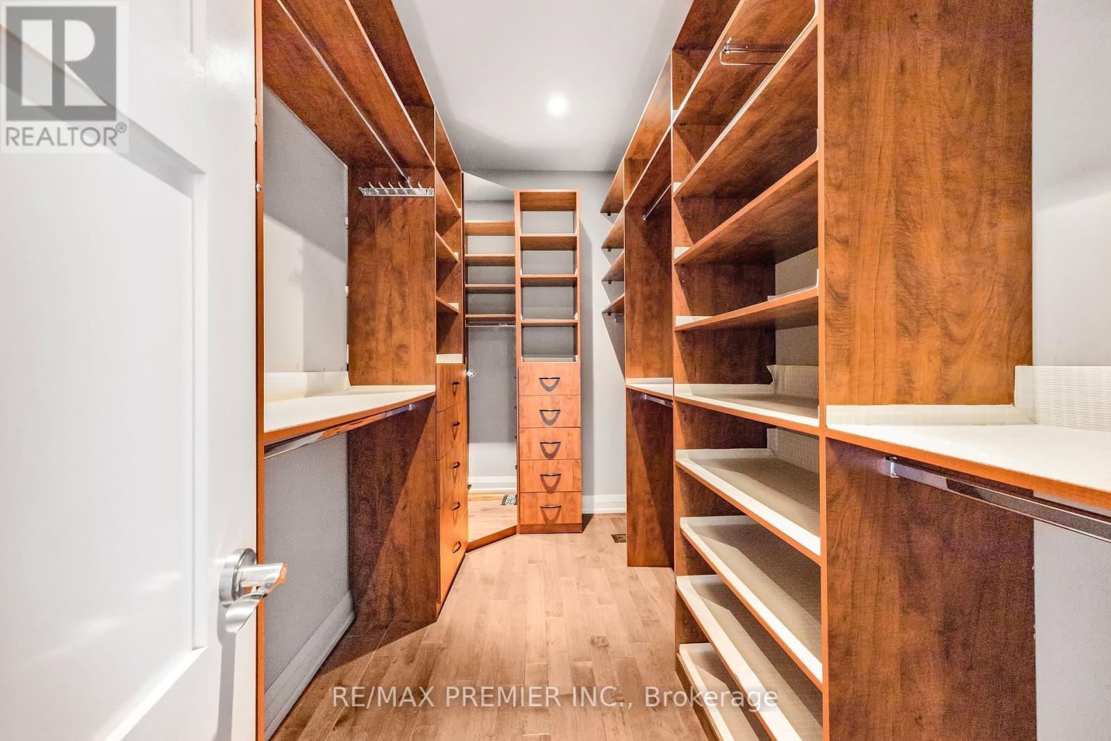 76 Orleans Circle, Vaughan, ON - Indoor