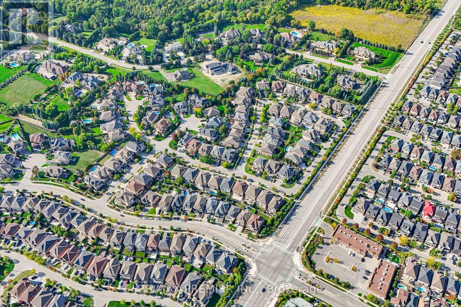 76 Orleans Circle, Vaughan, ON - Outdoor With View