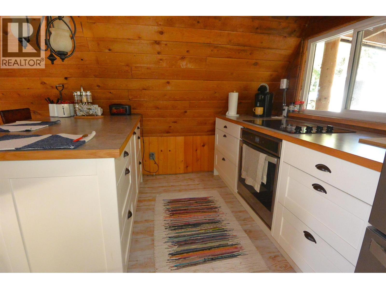 28062 Walcott Quick Road, Telkwa, BC - Indoor Photo Showing Kitchen
