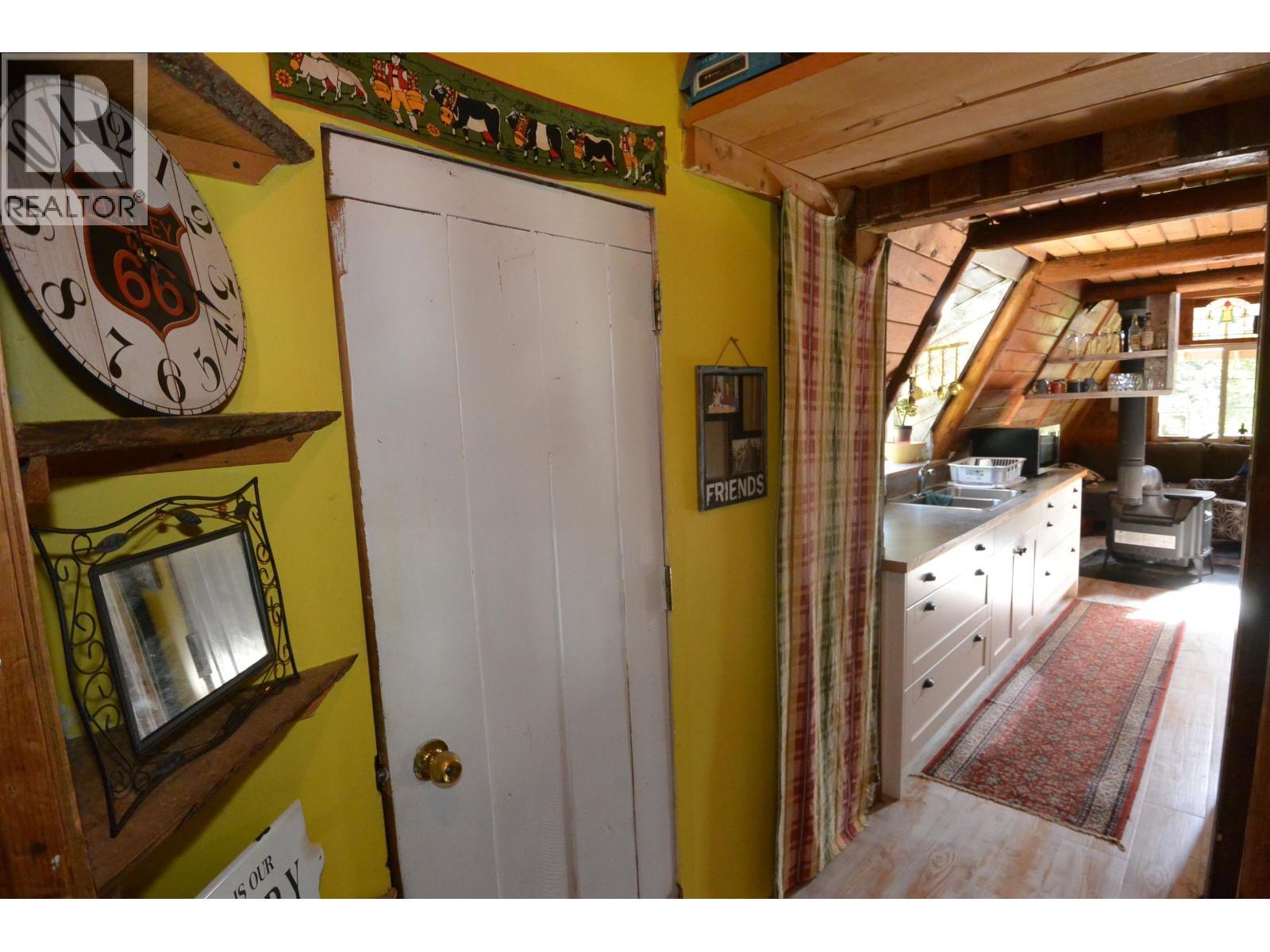 28062 Walcott Quick Road, Telkwa, BC - Indoor