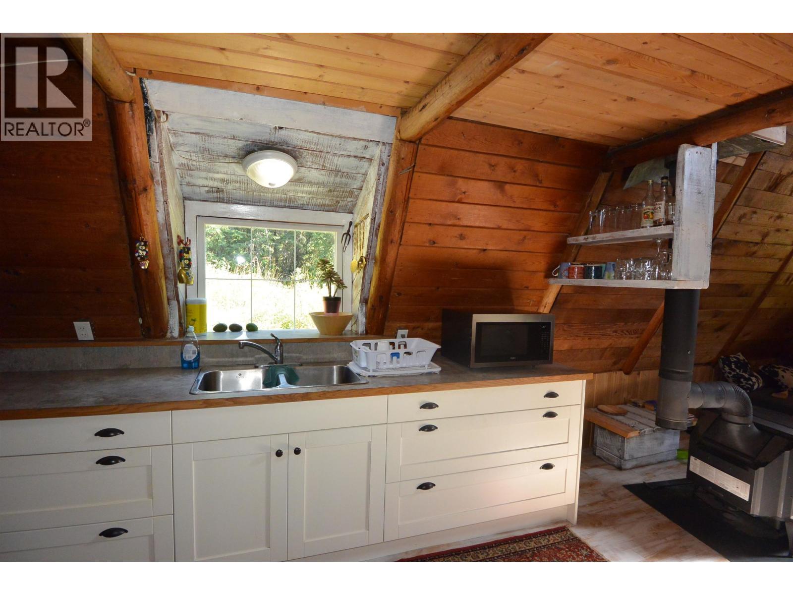 28062 Walcott Quick Road, Telkwa, BC - Indoor Photo Showing Kitchen With Double Sink