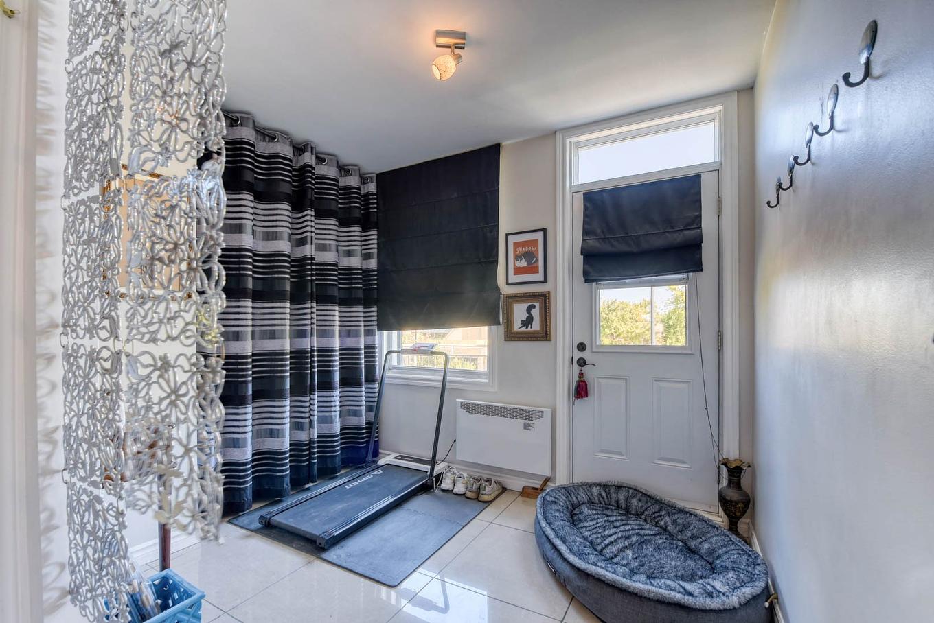 Passageway - 7294 - 7298 Av. Christophe-Colomb, Montréal (Villeray/Saint-Michel/Parc-Extension), QC - Indoor Photo Showing Other Room