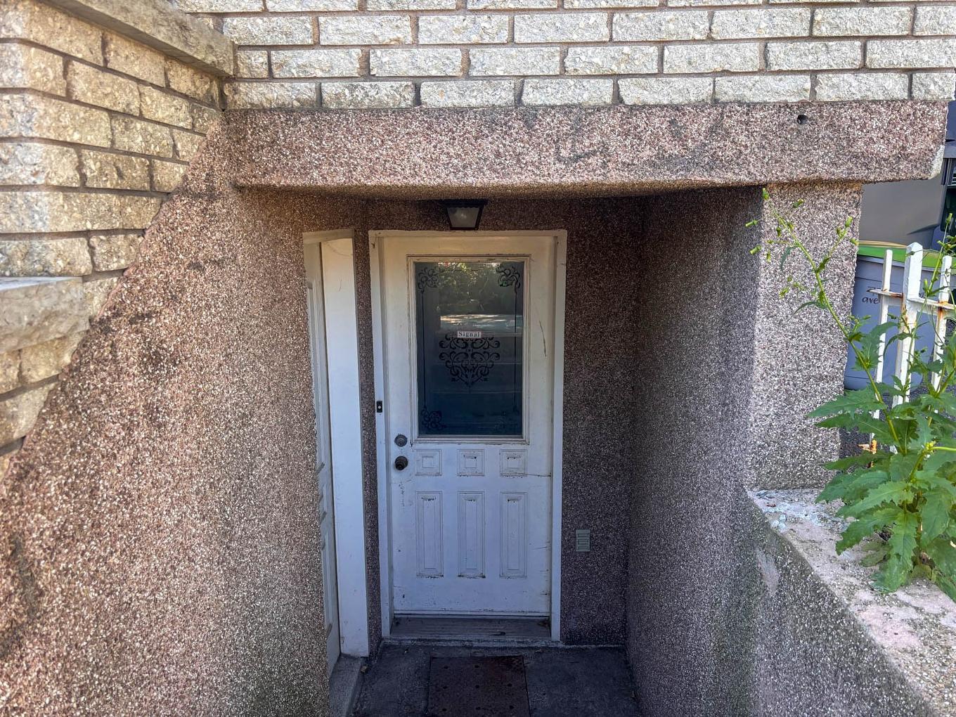 Exterior entrance - 7294 - 7298 Av. Christophe-Colomb, Montréal (Villeray/Saint-Michel/Parc-Extension), QC - Outdoor With Exterior