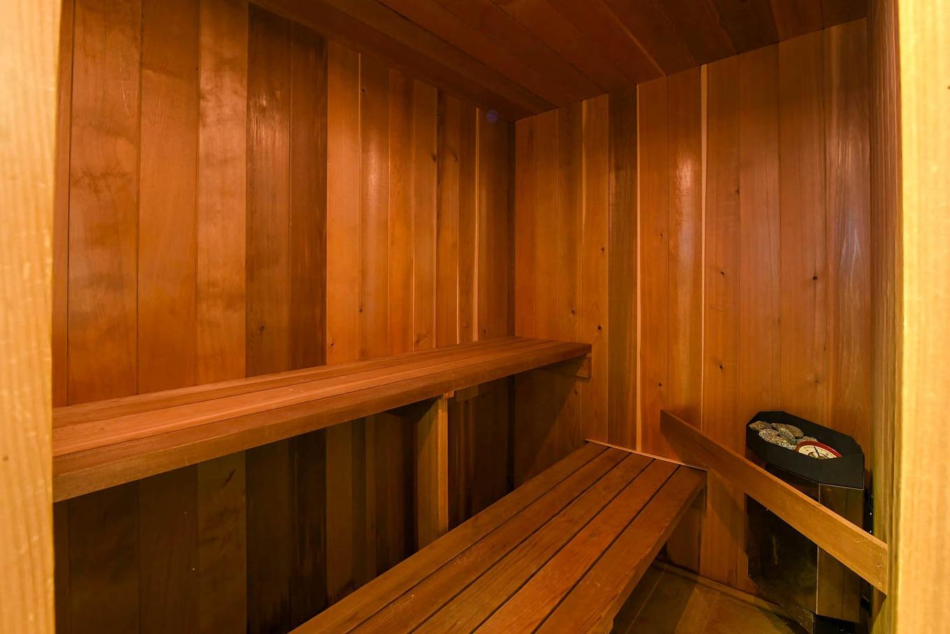 Sauna - 7294 - 7298 Av. Christophe-Colomb, Montréal (Villeray/Saint-Michel/Parc-Extension), QC - Indoor Photo Showing Other Room