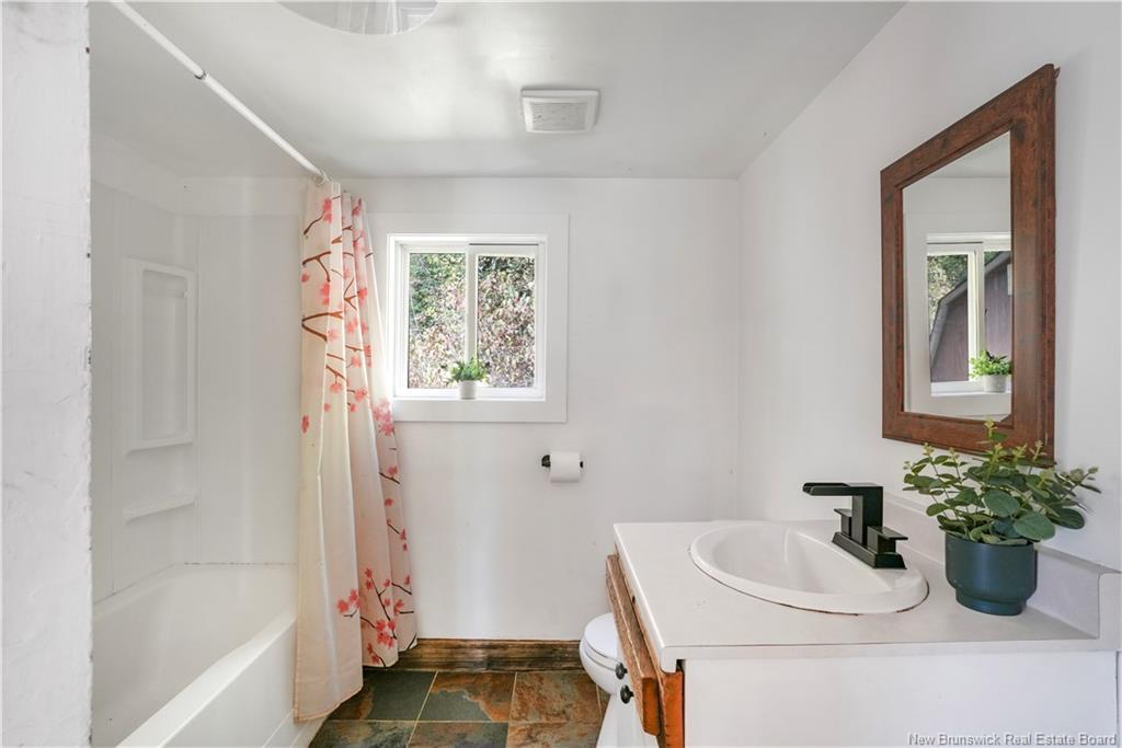 136 Nashwaak West Rd, Nashwaak Bridge, NB