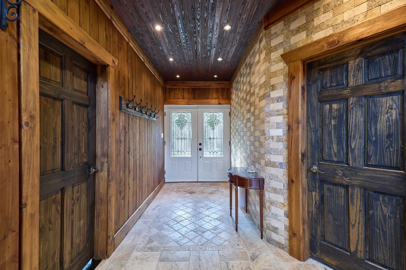 Hall - 22 Ch. Sigouin, Saint-Donat, QC - Indoor Photo Showing Other Room