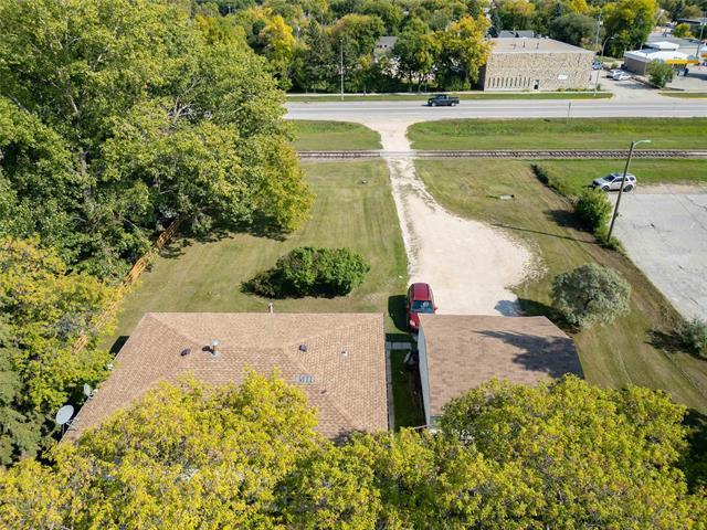 72 7Th Ave, Gimli, MB