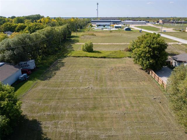 72 7Th Ave, Gimli, MB