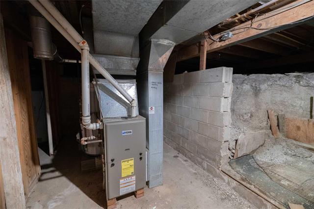 72 7Th Ave, Gimli, MB