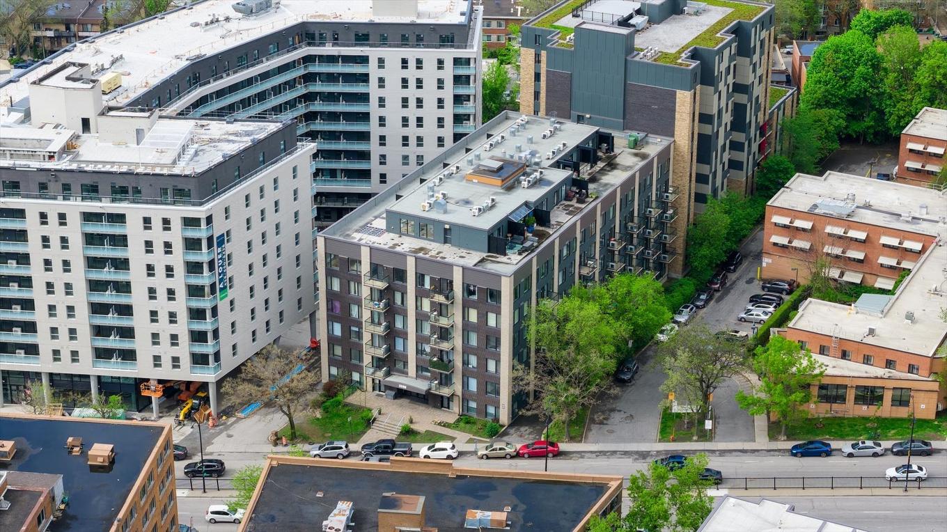 Vue d'ensemble - 102-3300 Boul. Cavendish, Montréal (Côte-Des-Neiges/Notre-Dame-De-Grâce), QC - Outdoor