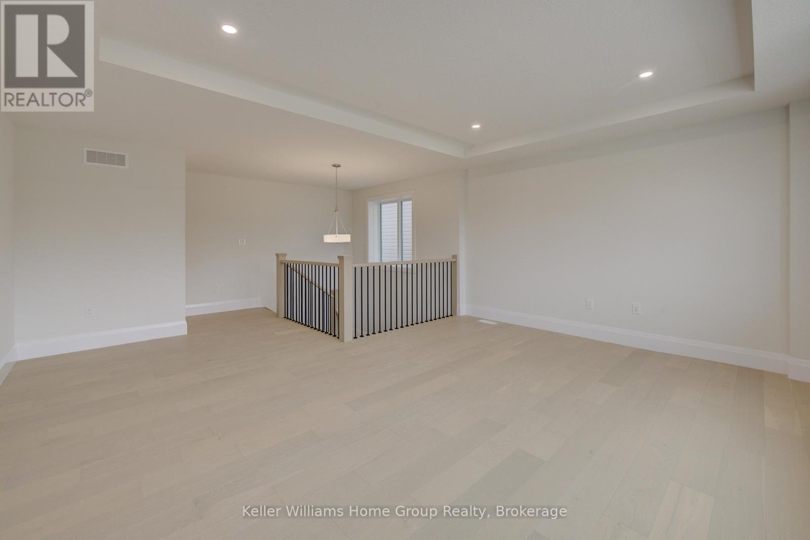 31 Nicholas Way, Guelph (Victoria North), ON - Indoor Photo Showing Other Room