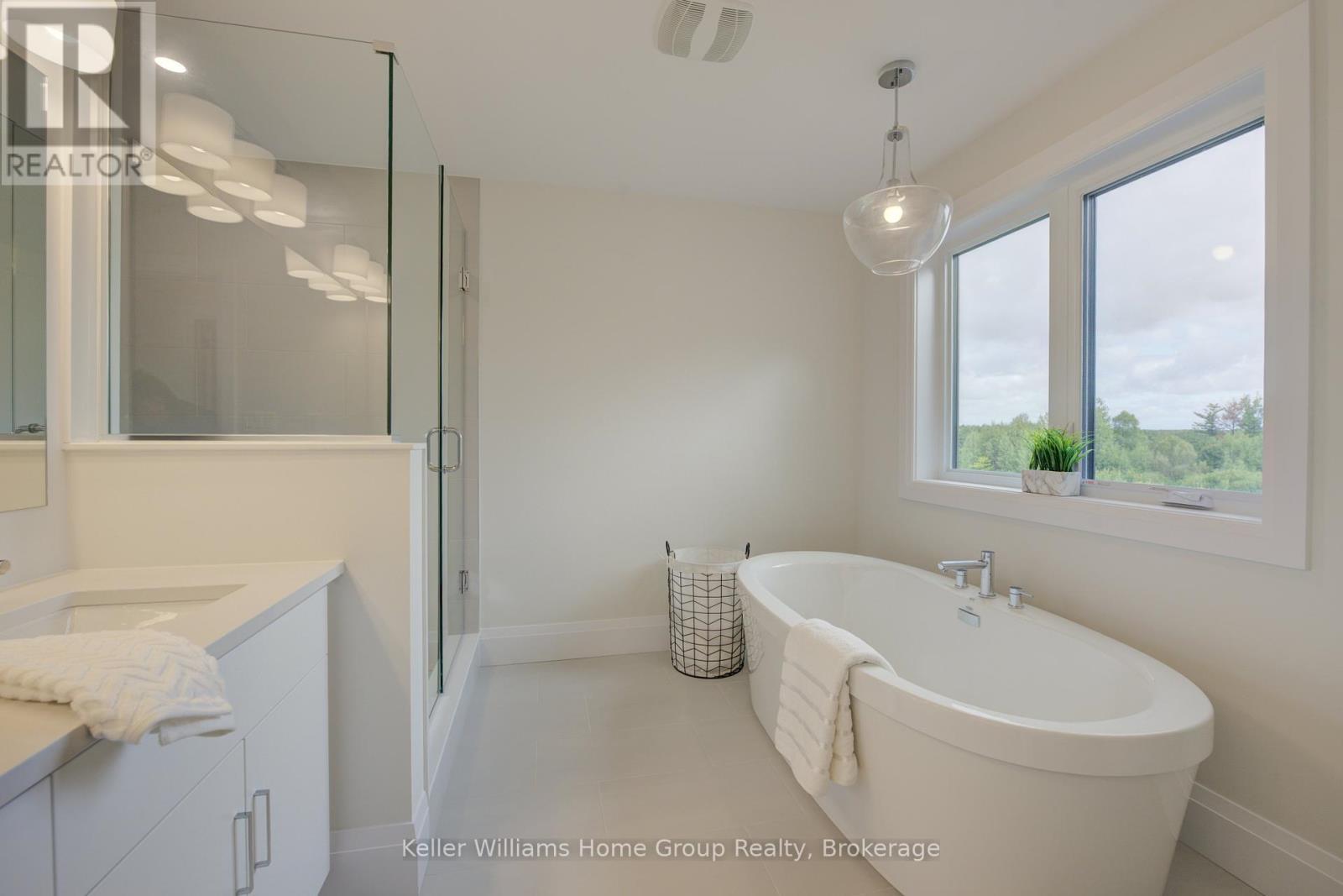 31 Nicholas Way, Guelph (Victoria North), ON - Indoor Photo Showing Bathroom