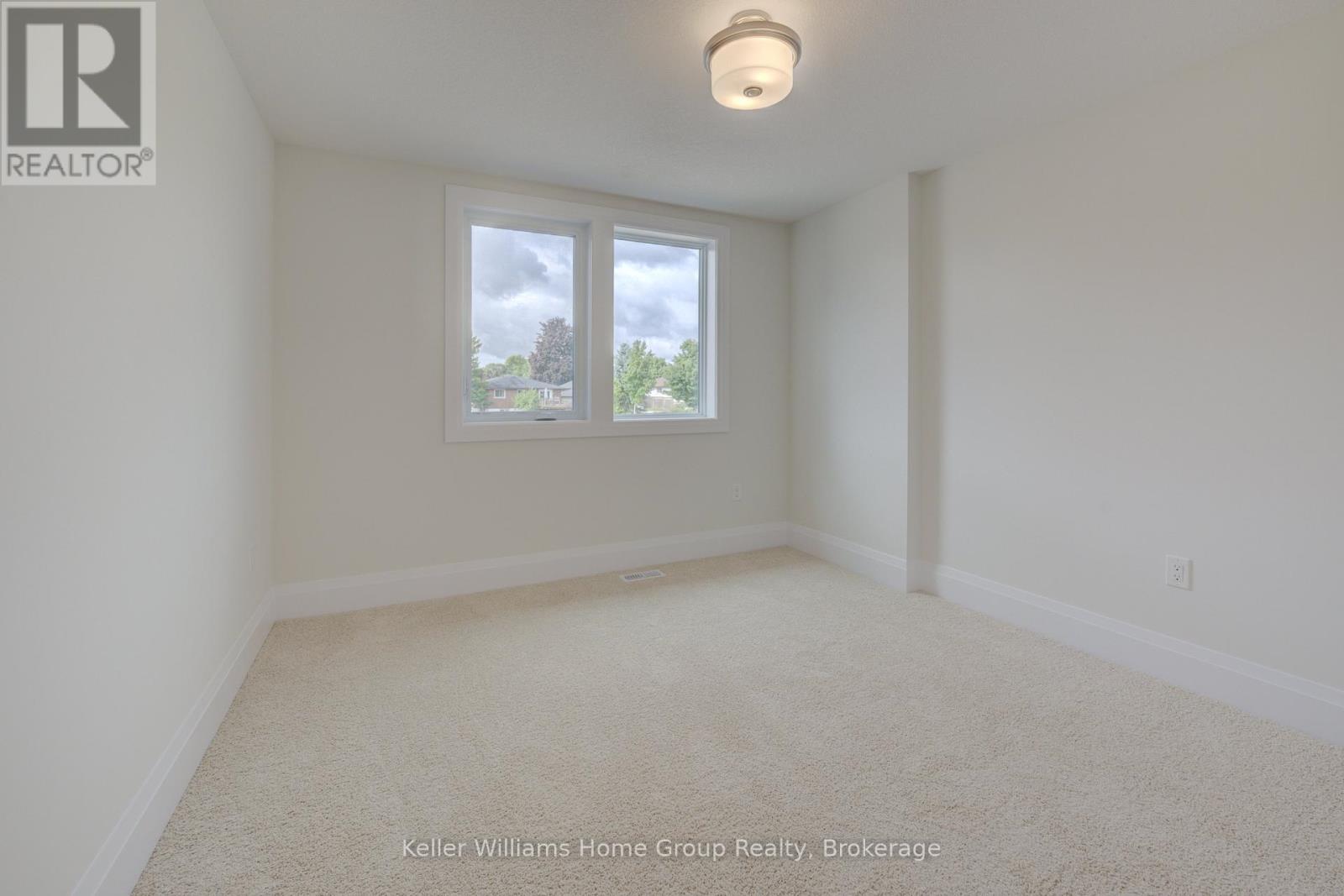 31 Nicholas Way, Guelph (Victoria North), ON - Indoor Photo Showing Other Room