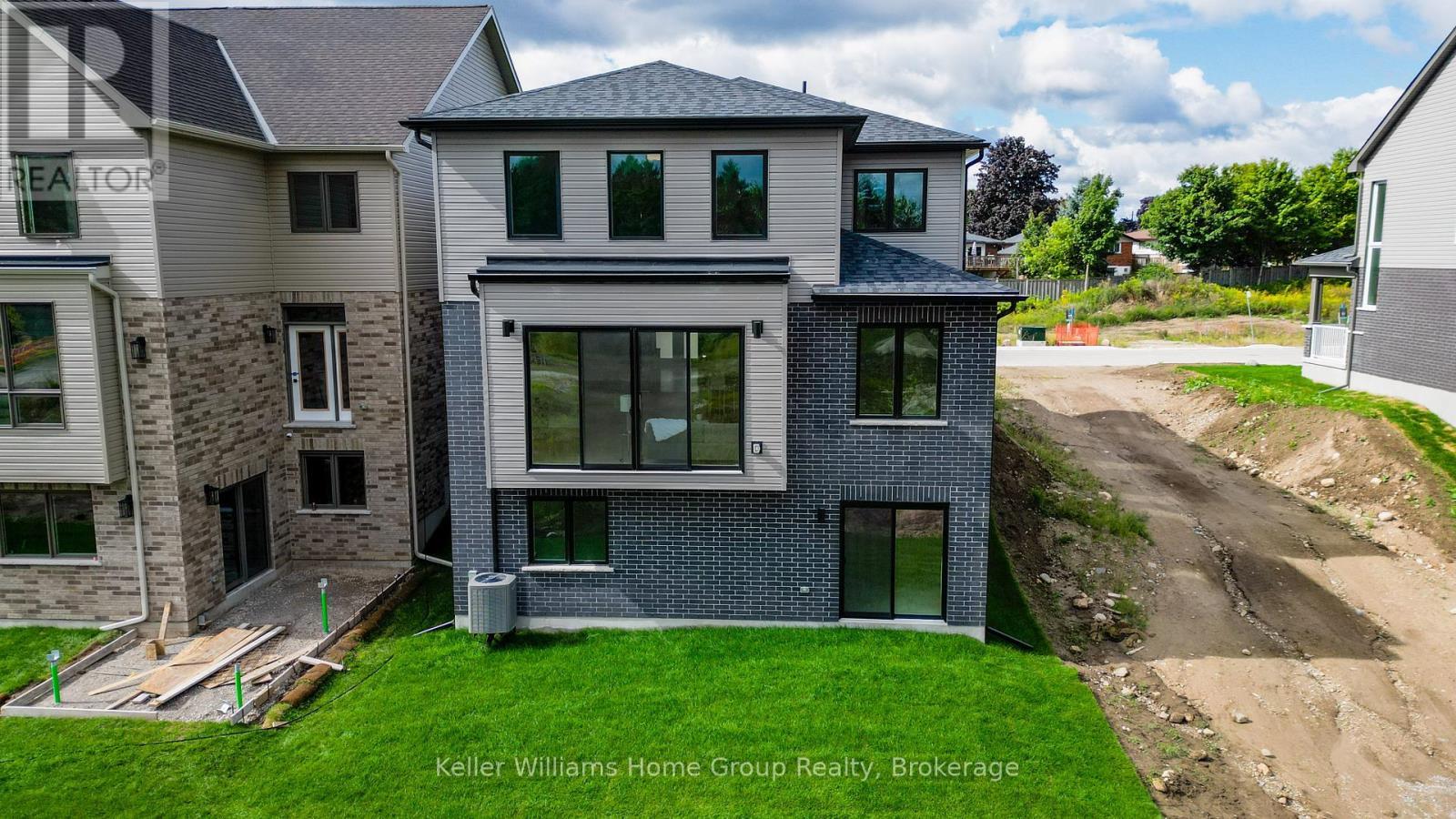 31 Nicholas Way, Guelph (Victoria North), ON - Outdoor