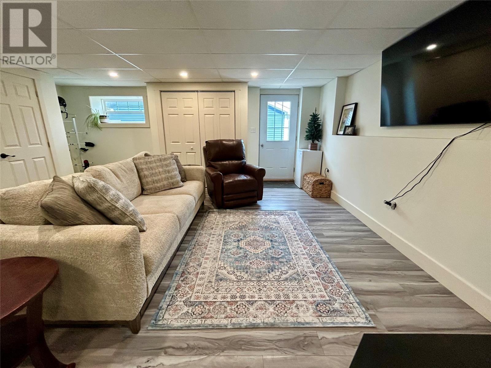 23 Hanlon Drive, Massey Drive, NL - Indoor